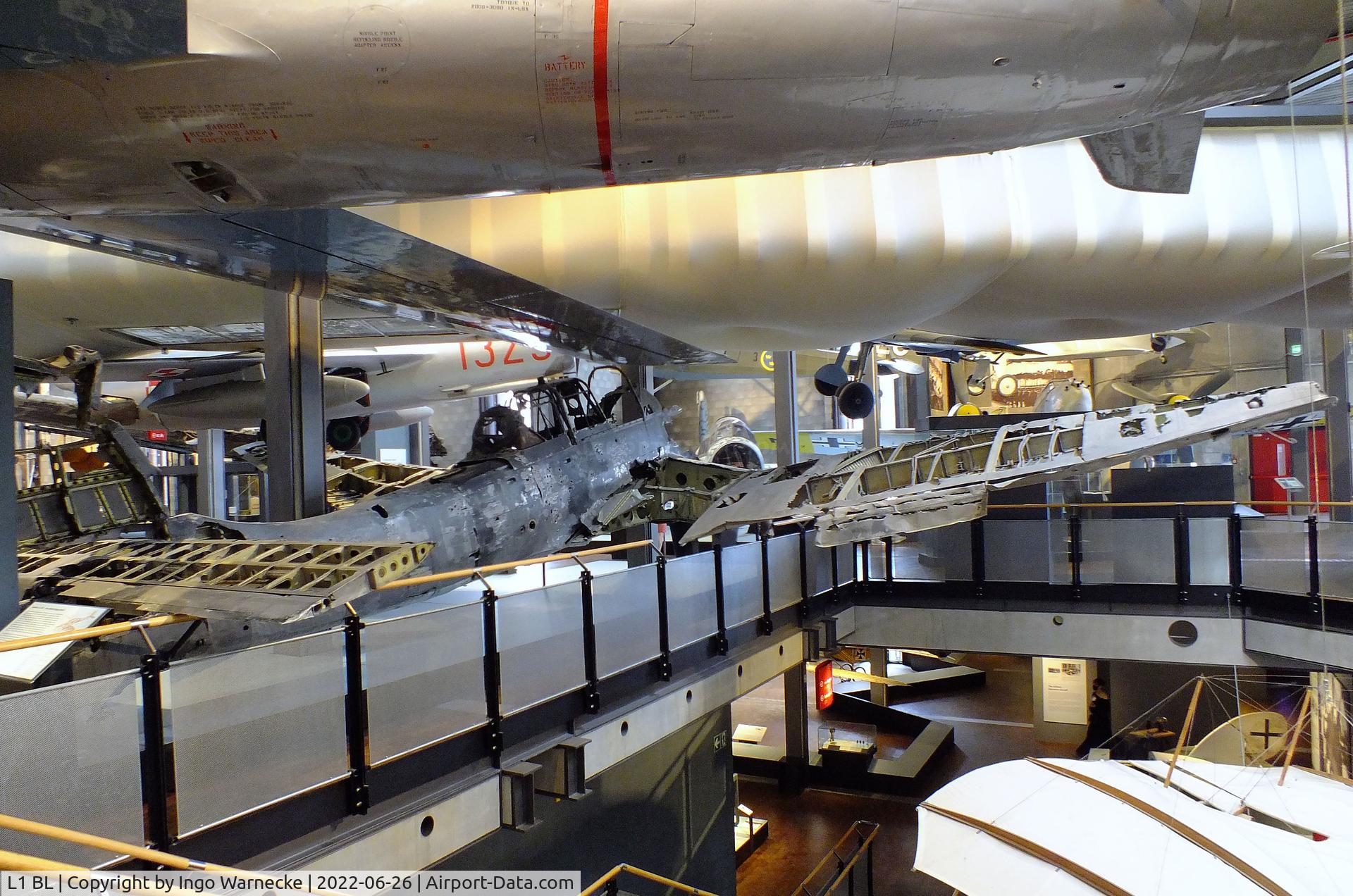 L1 BL, Junkers Ju-87R-2 Stuka C/N 5856, Junkers Ju 87R-2 wreck at the Deutsches-Technikmuseum (DTM), Berlin