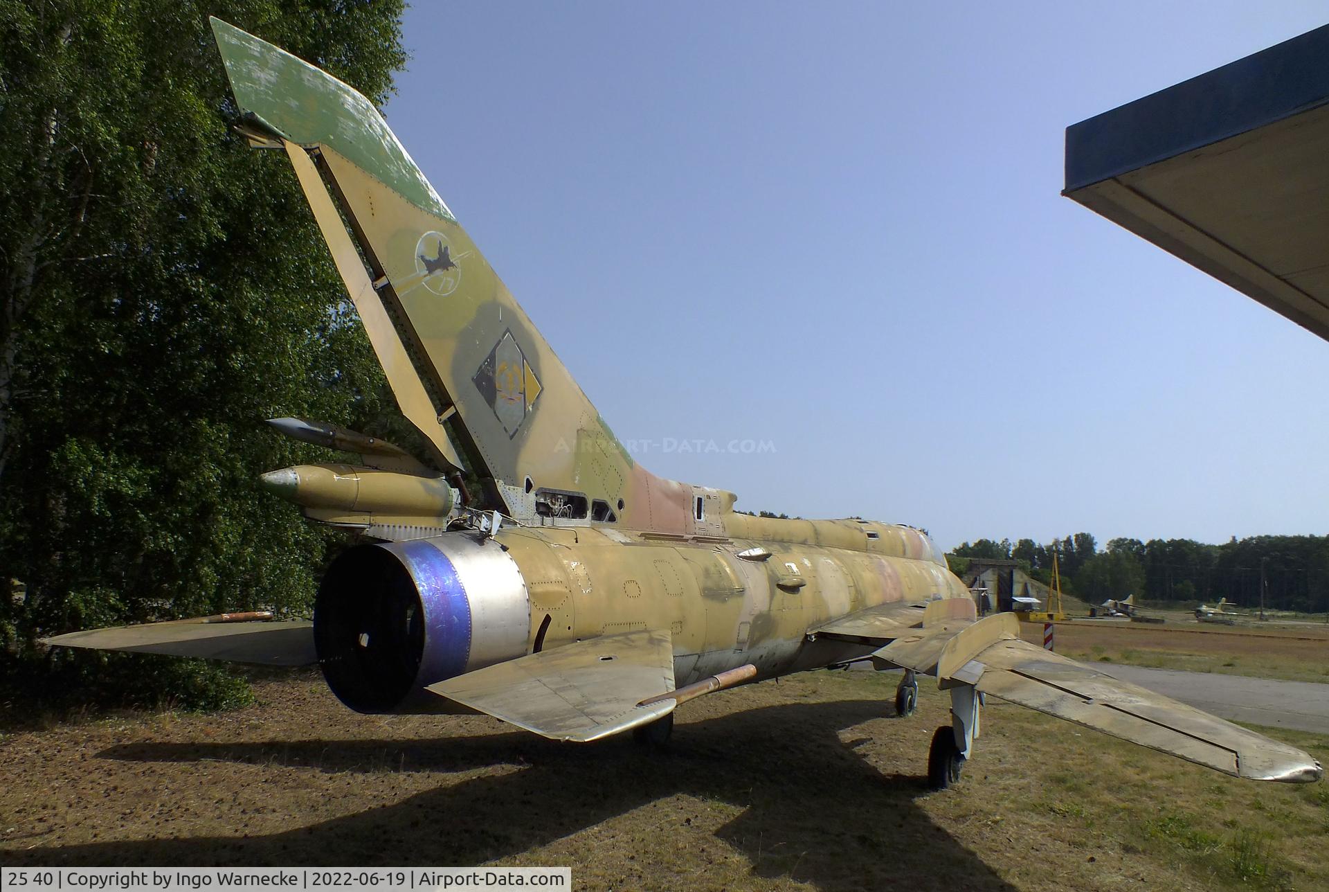 25 40, 1985 Sukhoi Su-22M-4 C/N 26715, Sukhoi Su-22M-4 FITTER-K at the Luftfahrtmuseum Finowfurt