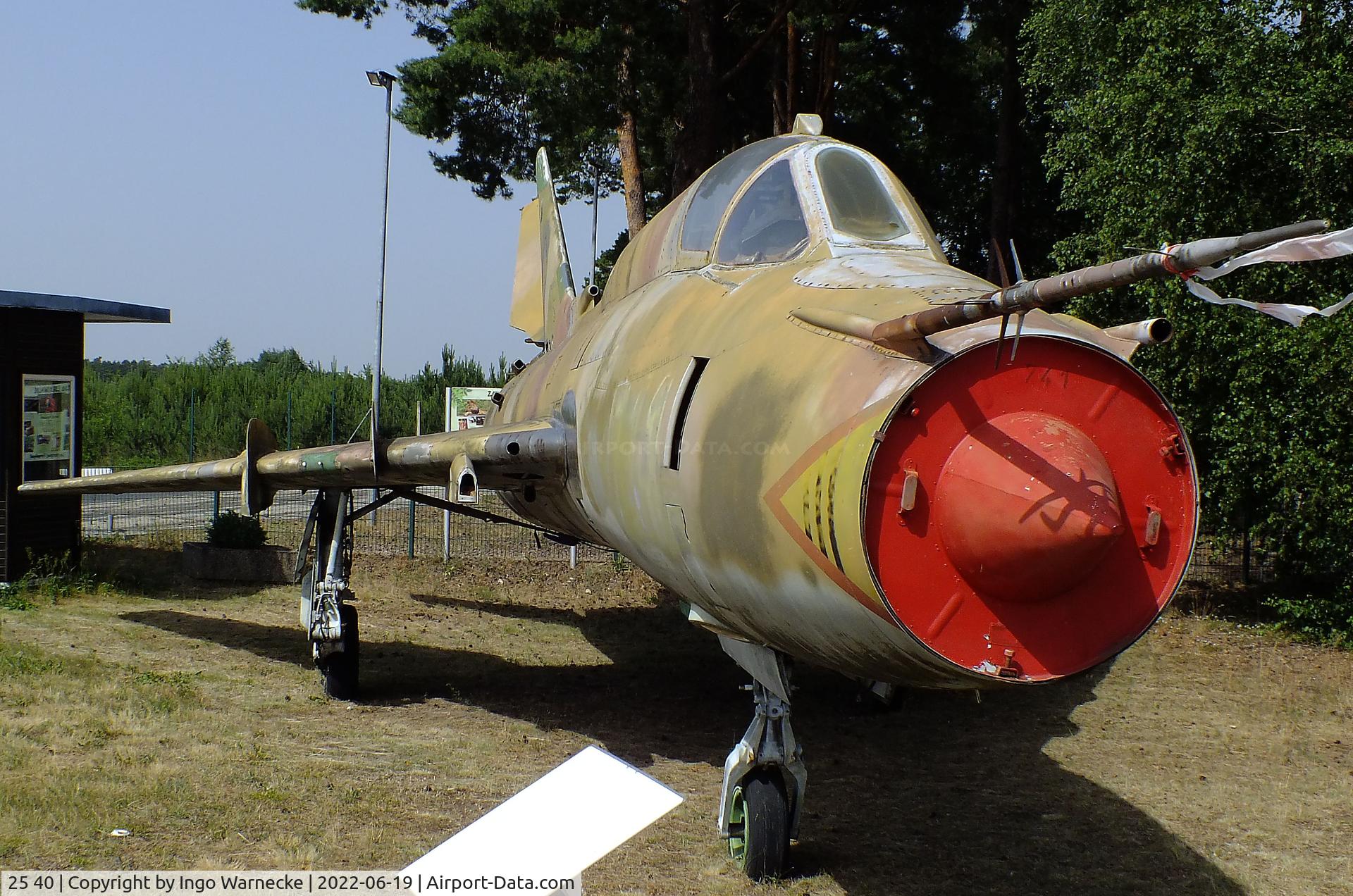 25 40, 1985 Sukhoi Su-22M-4 C/N 26715, Sukhoi Su-22M-4 FITTER-K at the Luftfahrtmuseum Finowfurt