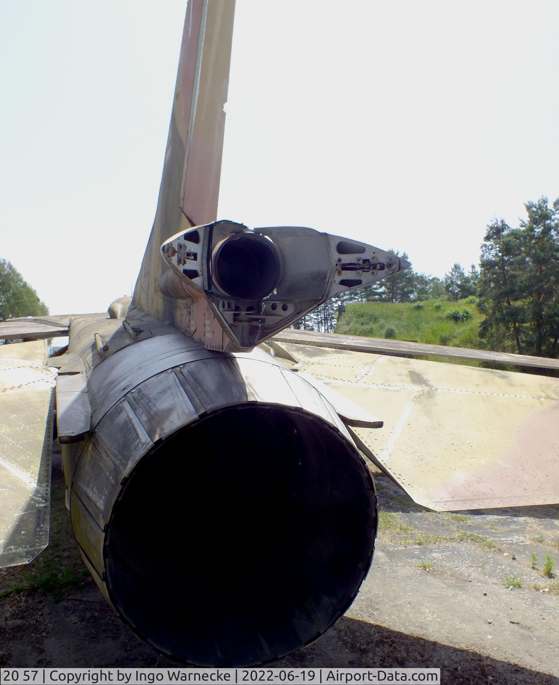 20 57, Mikoyan-Gurevich MiG-23UB C/N A1038506, Mikoyan i Gurevich MiG-23UB FLOGGER-C at the Luftfahrtmuseum Finowfurt