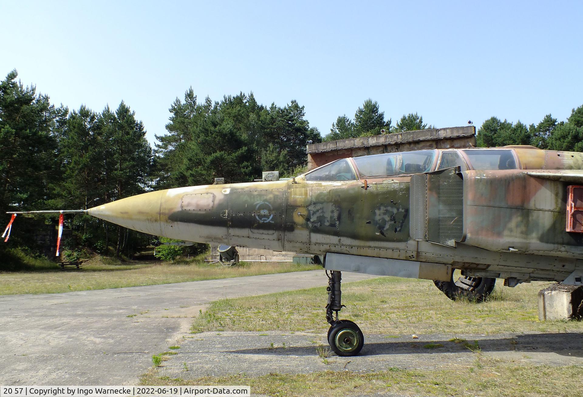 20 57, Mikoyan-Gurevich MiG-23UB C/N A1038506, Mikoyan i Gurevich MiG-23UB FLOGGER-C at the Luftfahrtmuseum Finowfurt