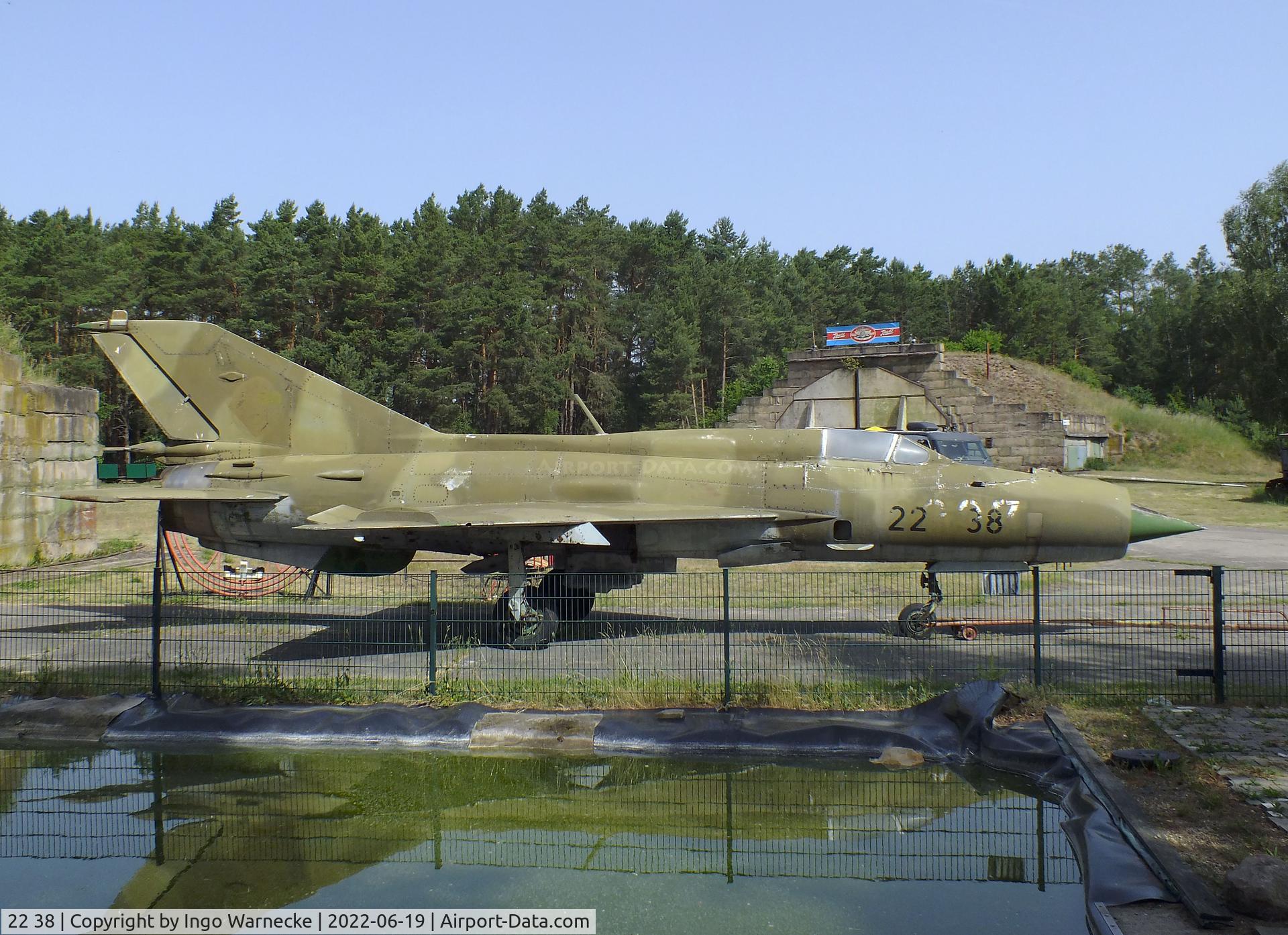 22 38, 1967 Mikoyan-Gurevich MiG-21SPS C/N 94A5509, Mikoyan i Gurevich MiG-21SPS FISHBED-F at the Luftfahrtmuseum Finowfurt