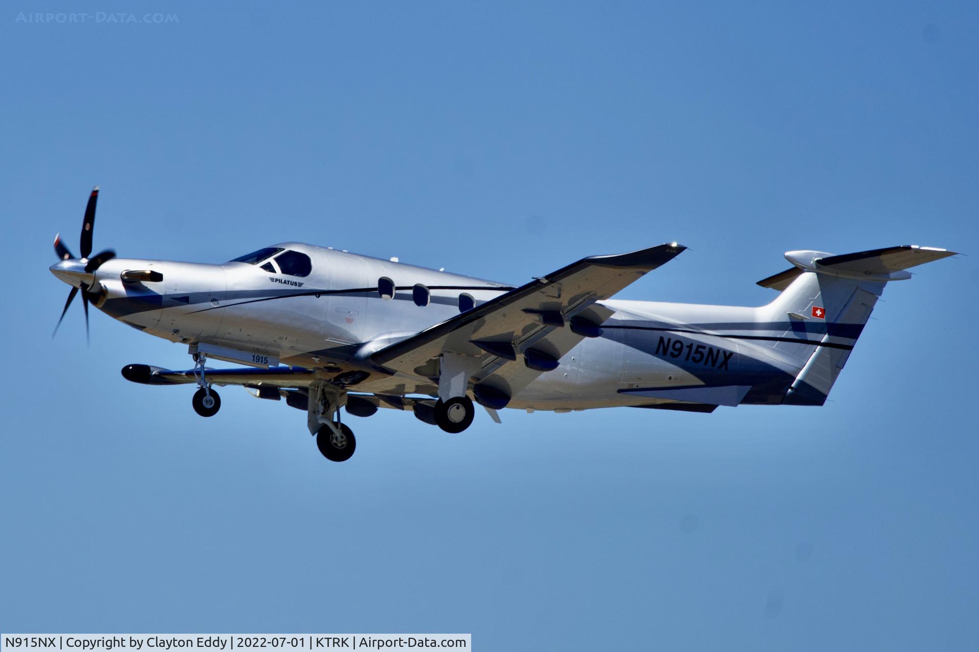 N915NX, 2019 Pilatus PC-12/47E C/N 1815, Truckee airport in California 2022.
