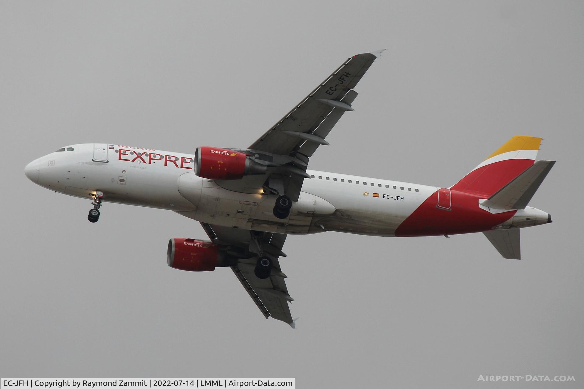 EC-JFH, 2003 Airbus A320-214 C/N 2104, A320 EC-JFH Iberia Express