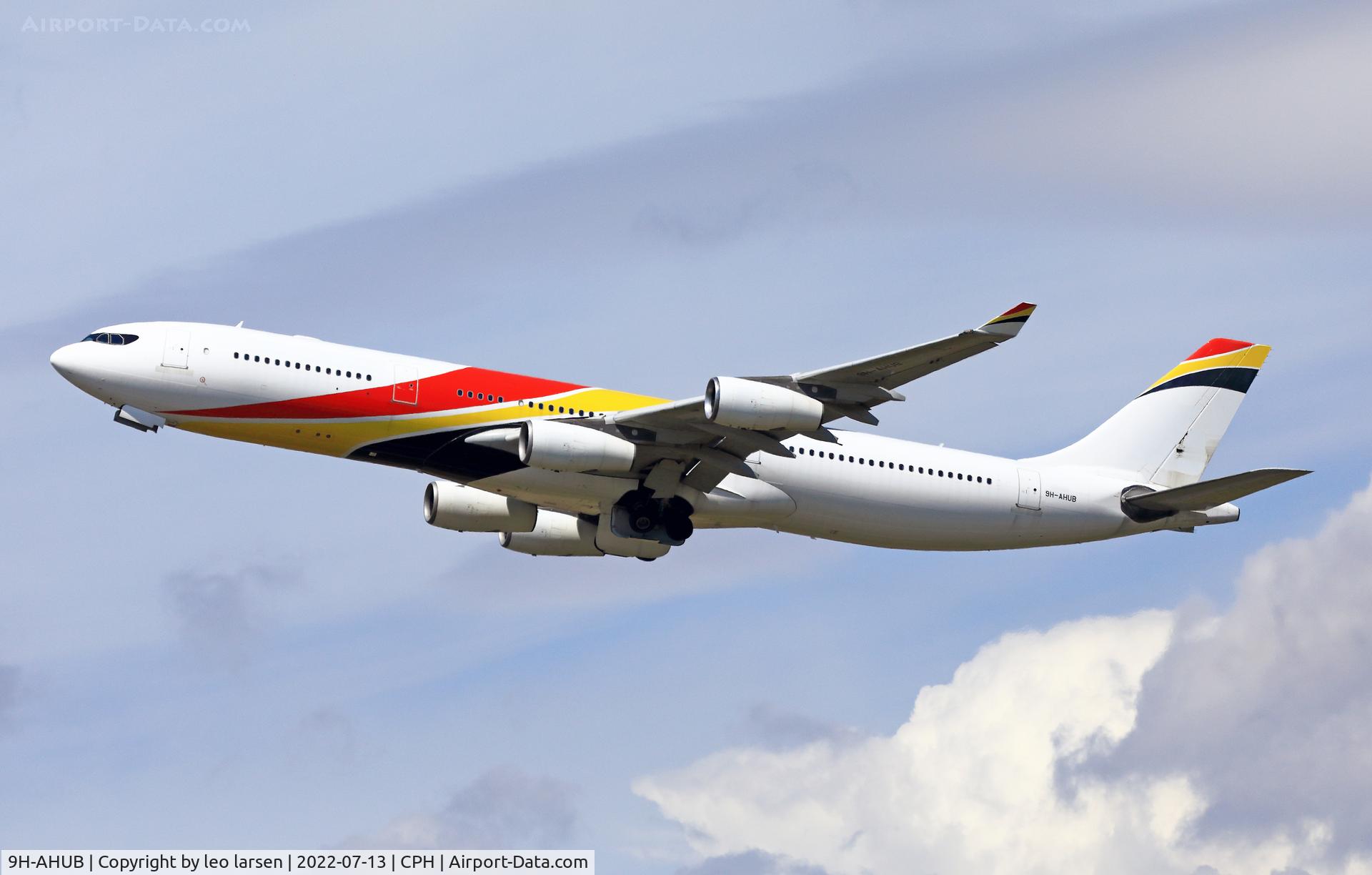 9H-AHUB, 2007 Airbus A340-313 C/N 835, Copenhagen 13.7.2022