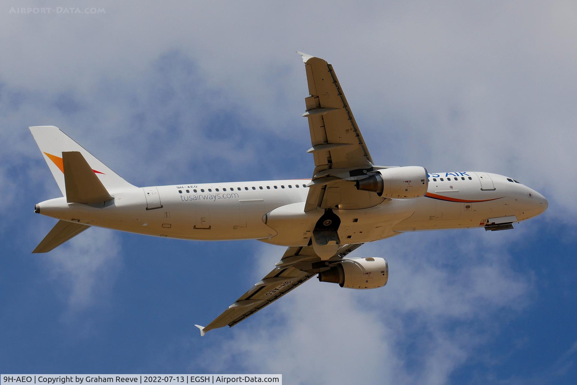 9H-AEO, 2006 Airbus A320-214 C/N 2768, Departing from Norwich in a new scheme.