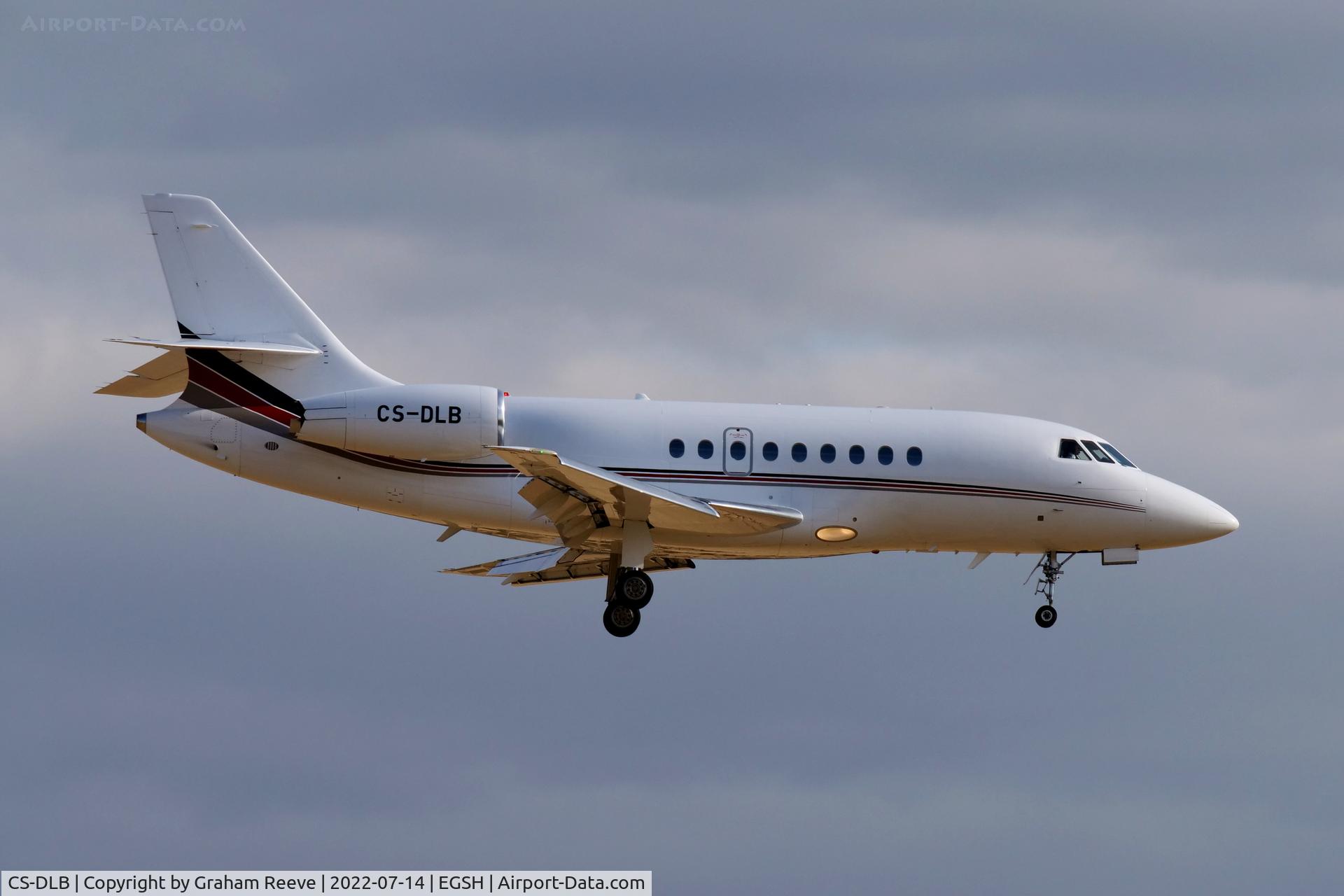 CS-DLB, 2006 Dassault Falcon 2000EX C/N 80, Landing at Norwich.