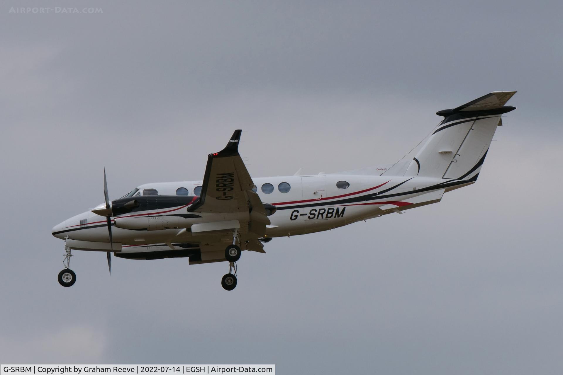 G-SRBM, 2016 Beechcraft 350i King Air (B300) C/N FL-1072, Landing at Norwich.