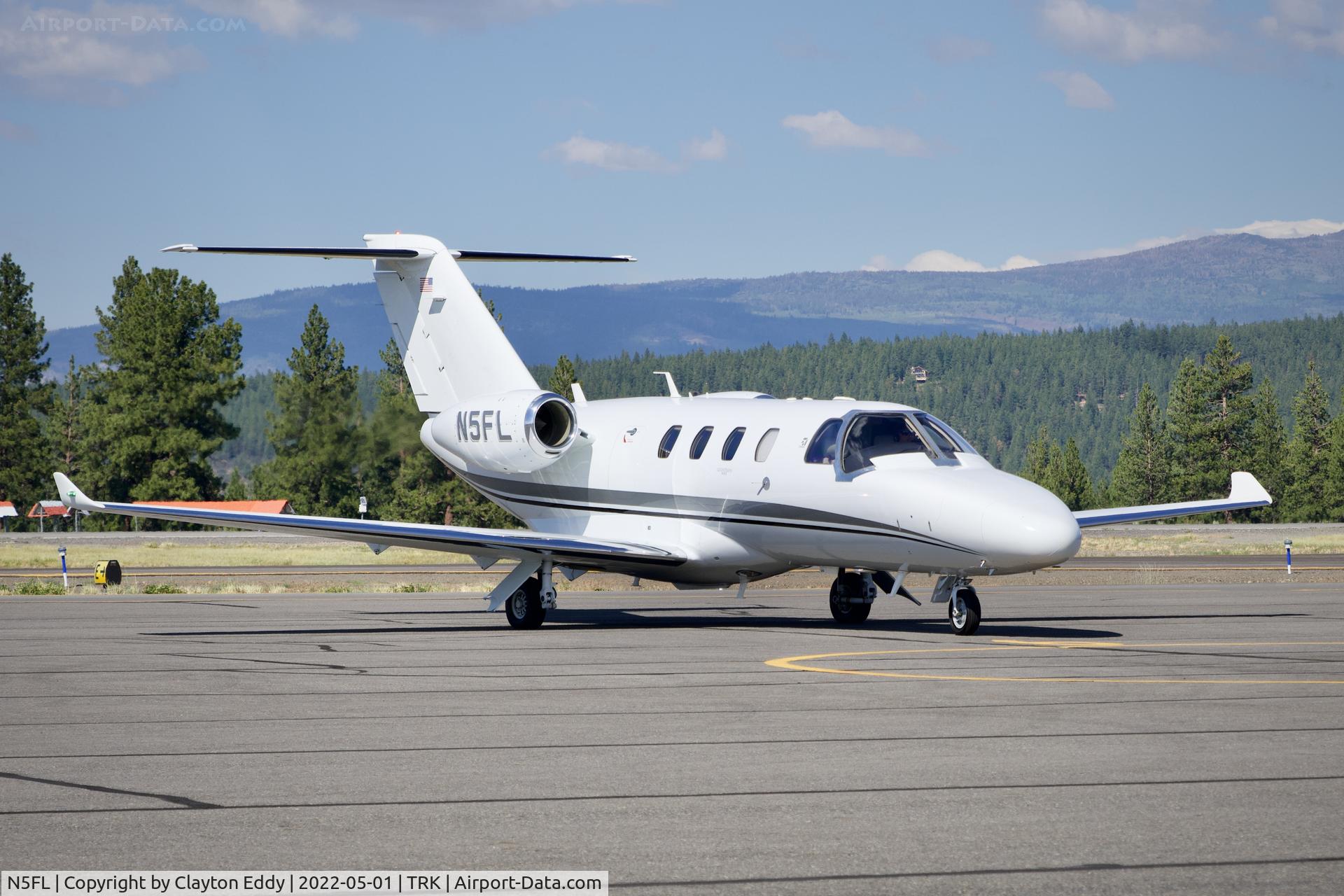 N5FL, 2015 Cessna 525C CitationJet CJ4 CitationJet CJ4 C/N 525C-0904, Truckee airport in California 2022.