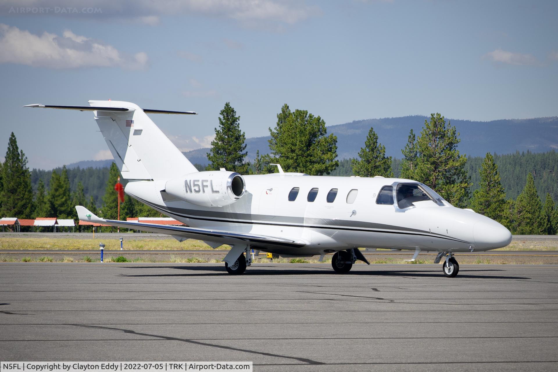 N5FL, 2015 Cessna 525C CitationJet CJ4 CitationJet CJ4 C/N 525C-0904, Truckee airport in California 2022.