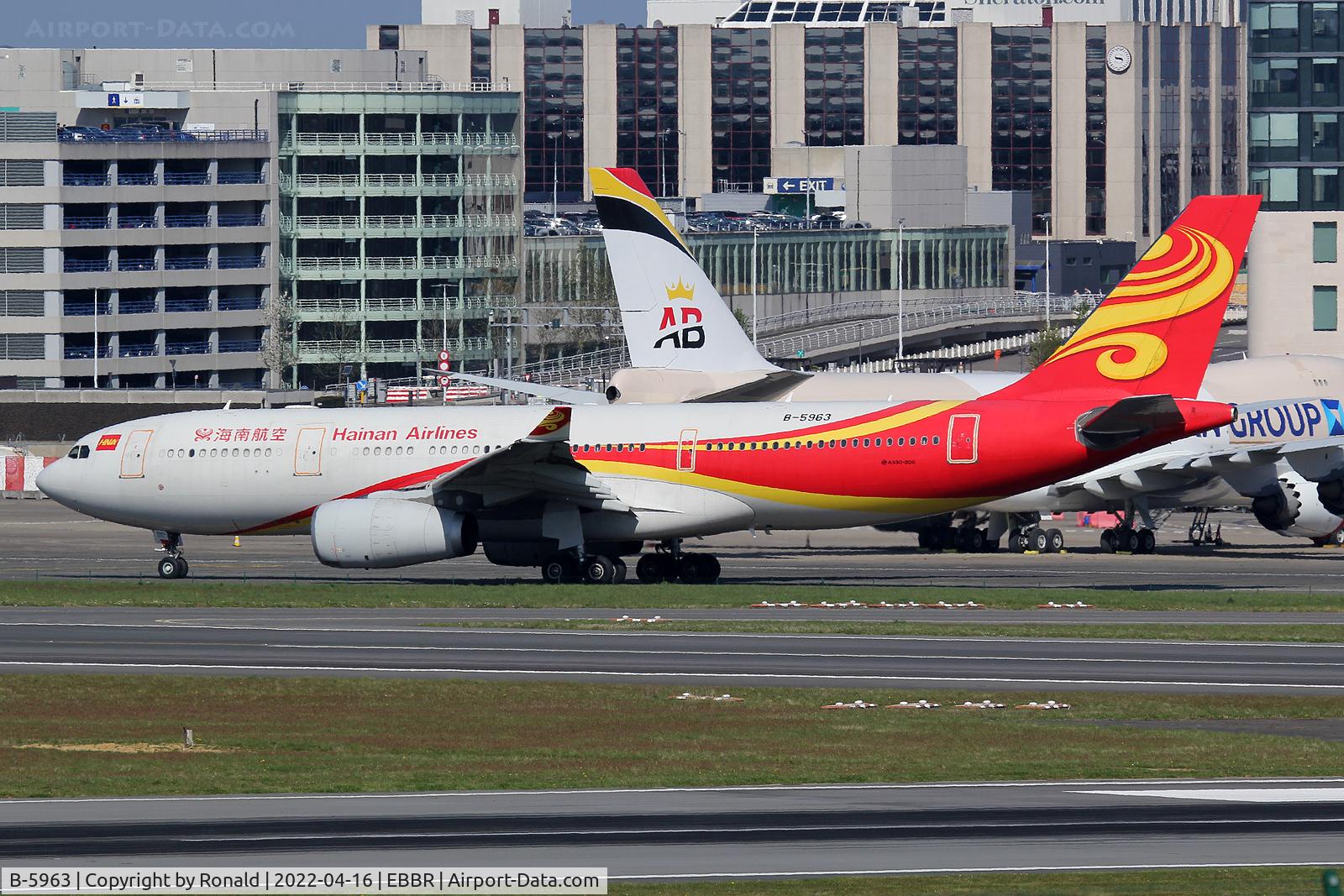 B-5963, 2014 Airbus A330-243 C/N 1573, at bru