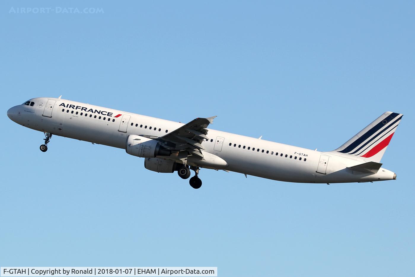 F-GTAH, 1999 Airbus A321-211 C/N 1133, at spl