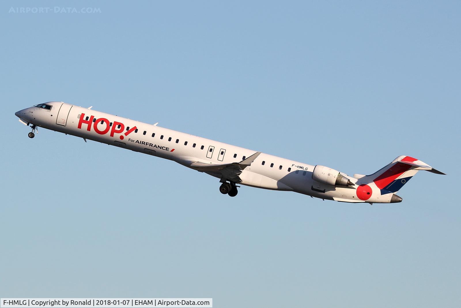 F-HMLG, 2011 Bombardier CRJ-1000EL NG (CL-600-2E25) C/N 19012, at spl
