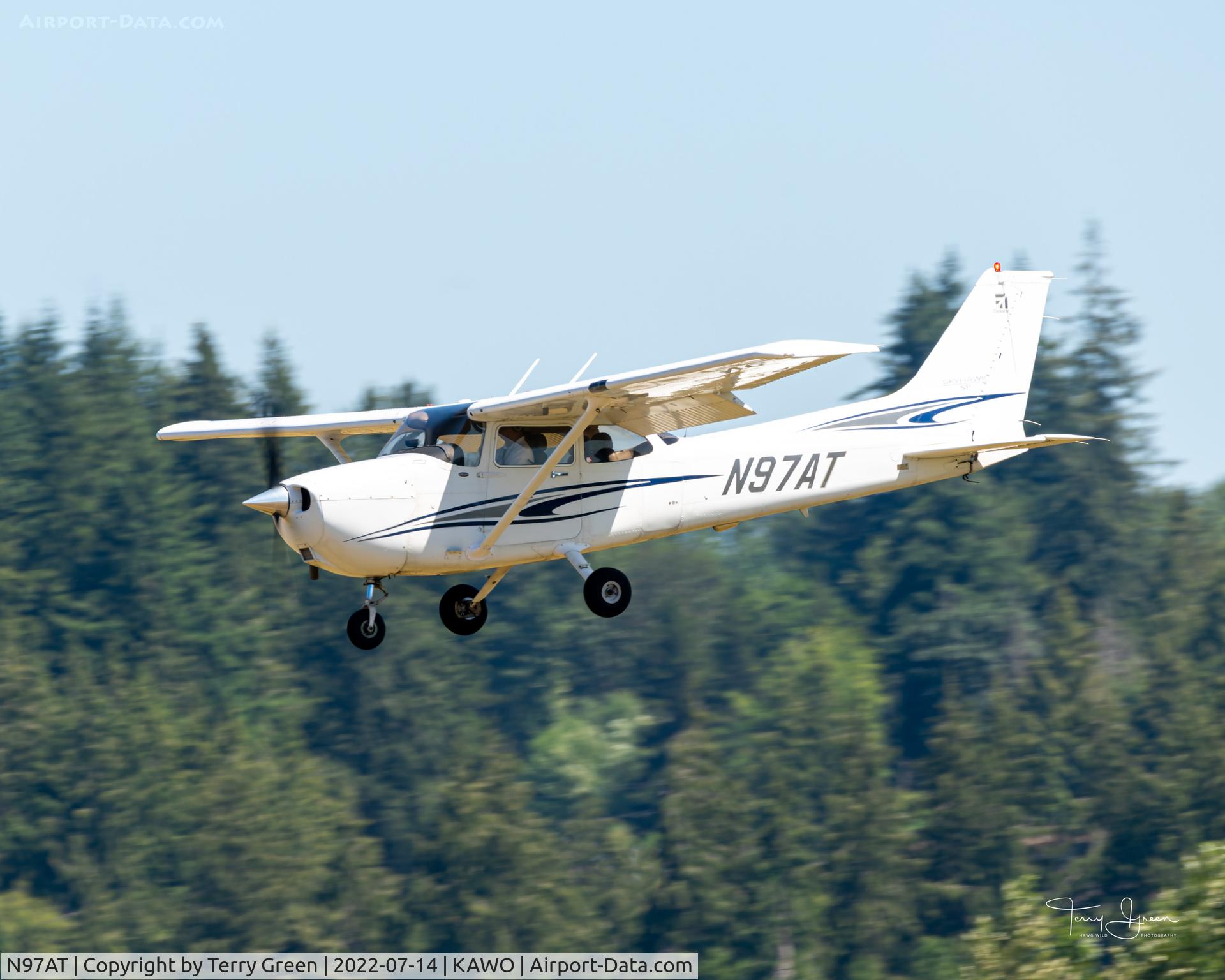 N97AT, 2005 Cessna 172S Skyhawk SP C/N 172S9853, KAWO