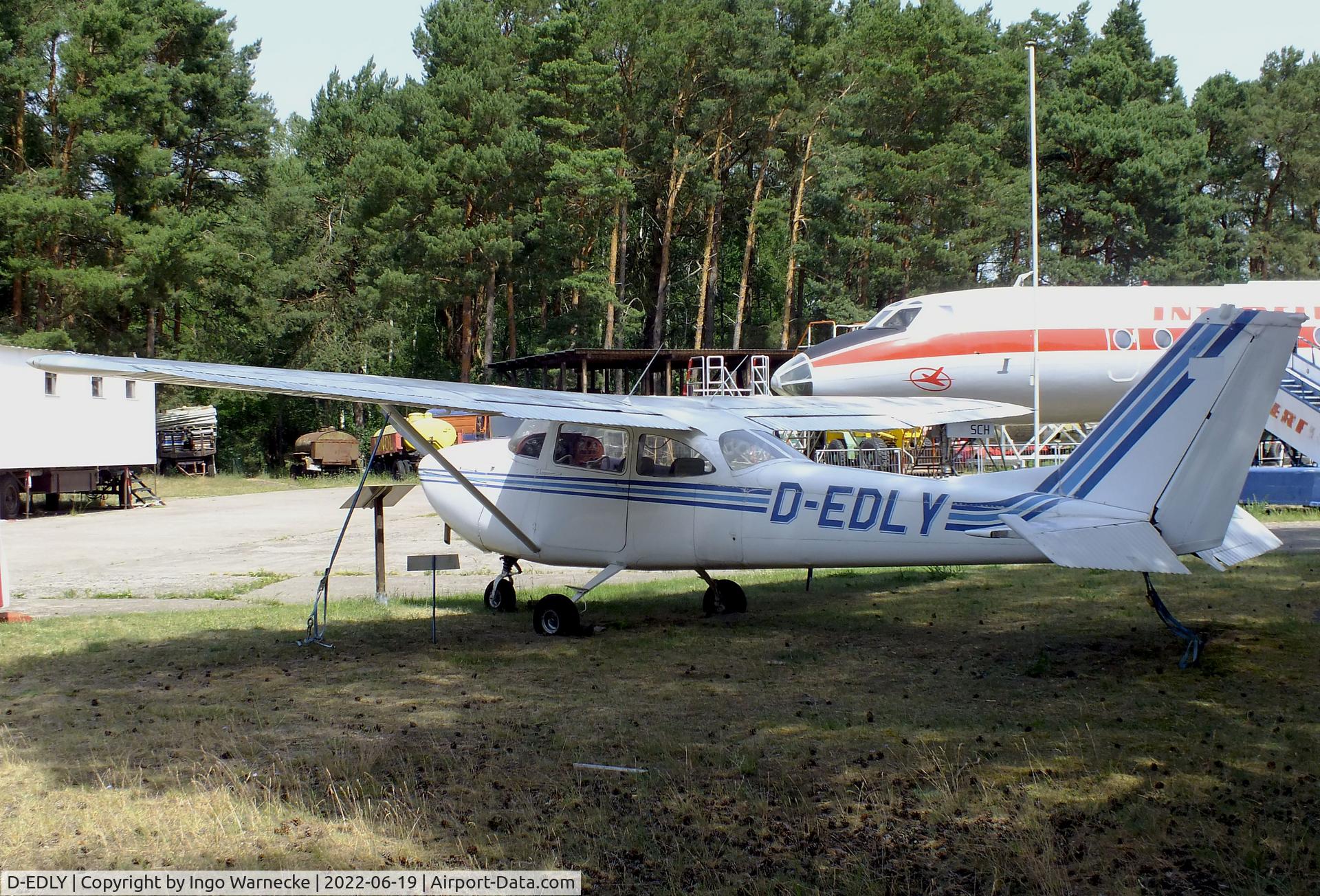 D-EDLY, Reims F172F C/N 0126, Cessna (Reims) F172F at the Luftfahrtmuseum Finowfurt
