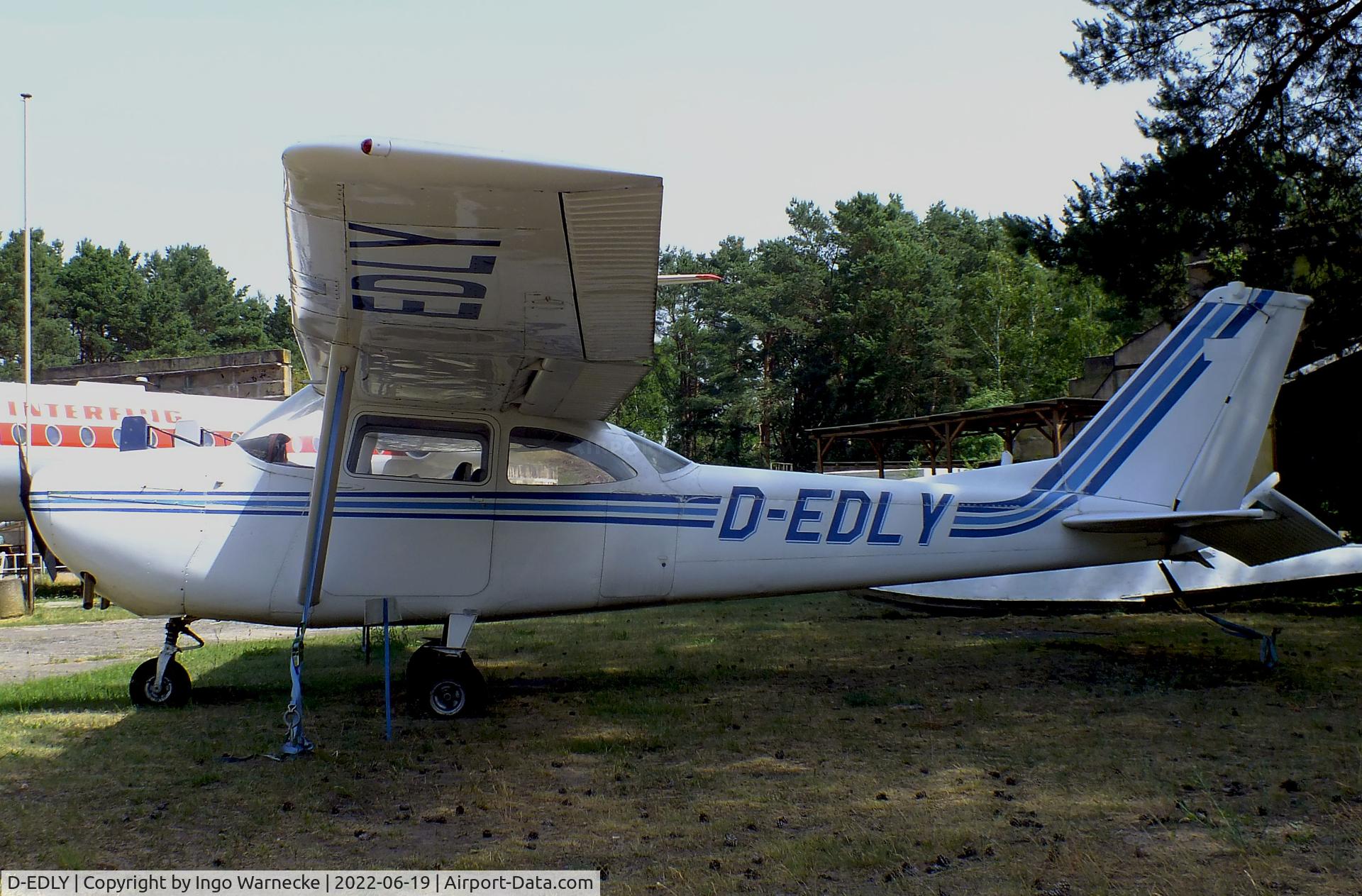 D-EDLY, Reims F172F C/N 0126, Cessna (Reims) F172F at the Luftfahrtmuseum Finowfurt