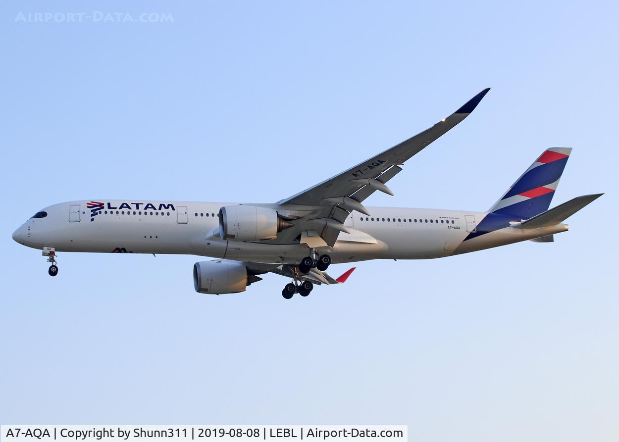 A7-AQA, 2019 Airbus A350-941 C/N 265, Landing rwy 25R in LATAM c/s and titles. Qatar Airways lease...