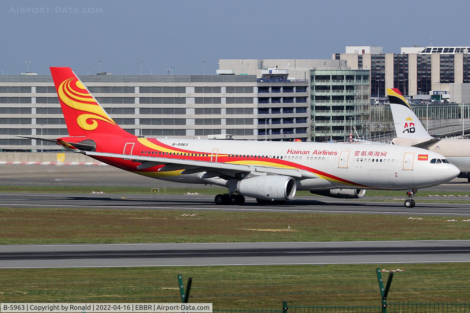 B-5963, 2014 Airbus A330-243 C/N 1573, at bru