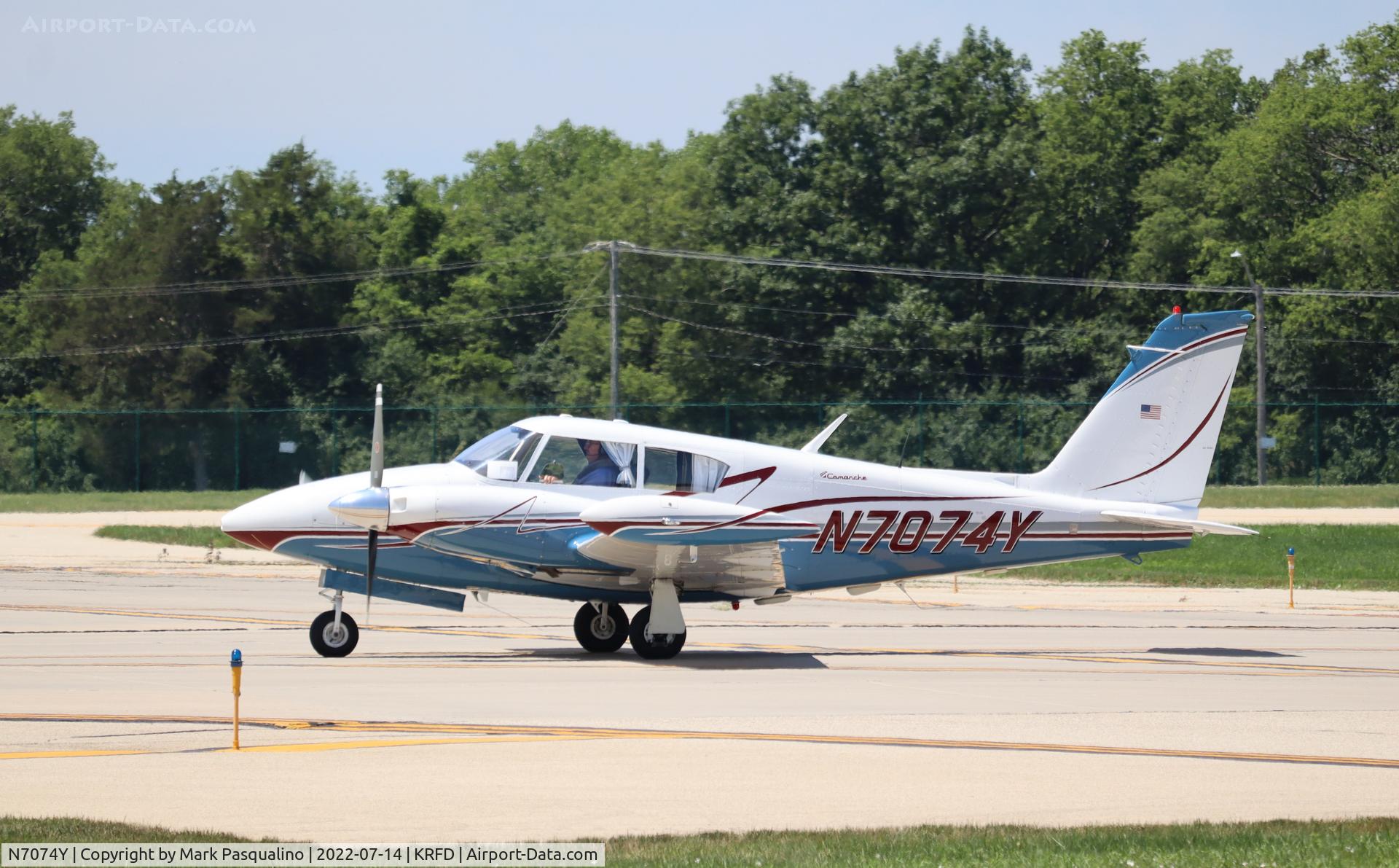N7074Y, 1963 Piper PA-30 Twin Comanche C/N 30-87, Piper PA-30