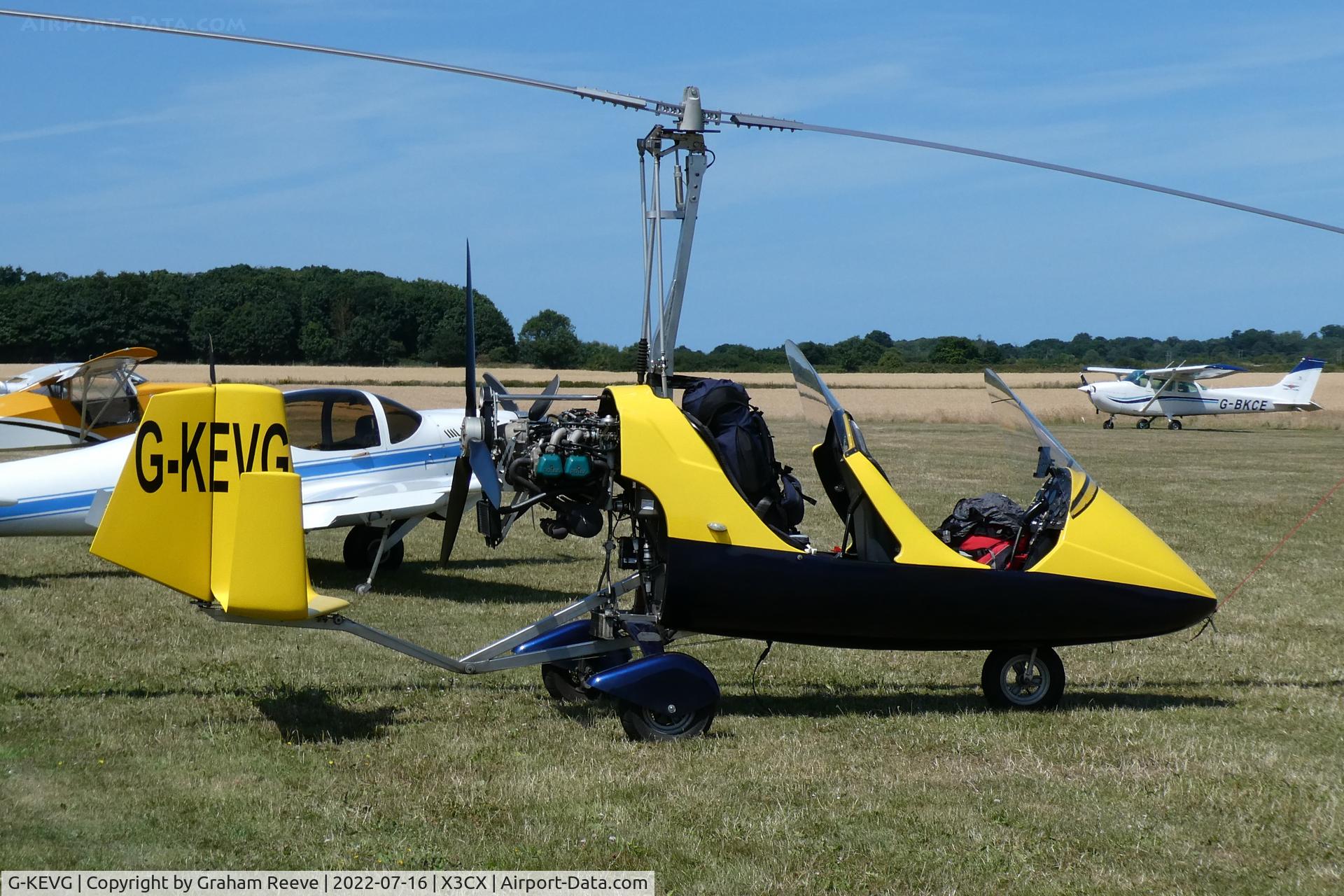 G-KEVG, 2008 Rotorsport UK MT-03 C/N RSUK/MT-03/031, Parked at Northrepps.