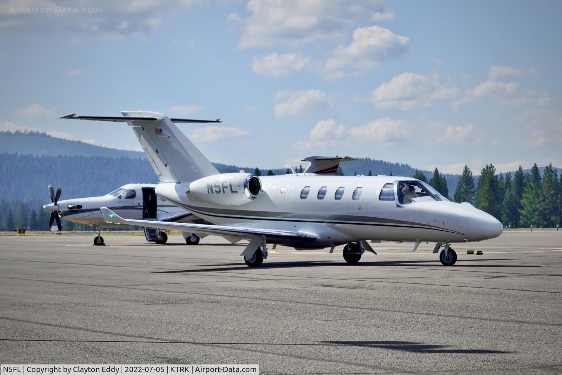 N5FL, 2015 Cessna 525C CitationJet CJ4 CitationJet CJ4 C/N 525C-0904, Truckee airport in California 2022.