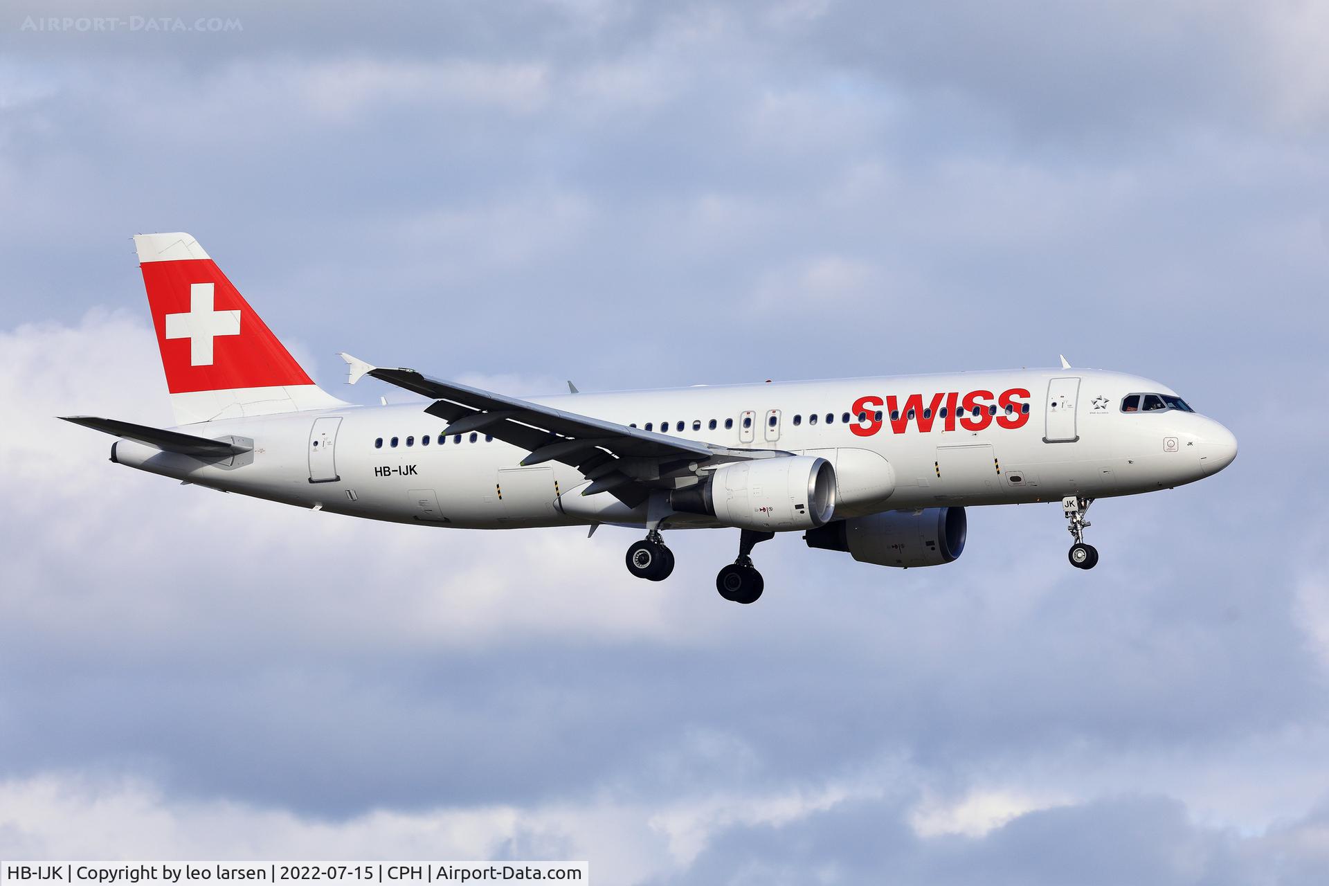 HB-IJK, 1996 Airbus A320-214 C/N 596, Copenhagen 15.7.2022