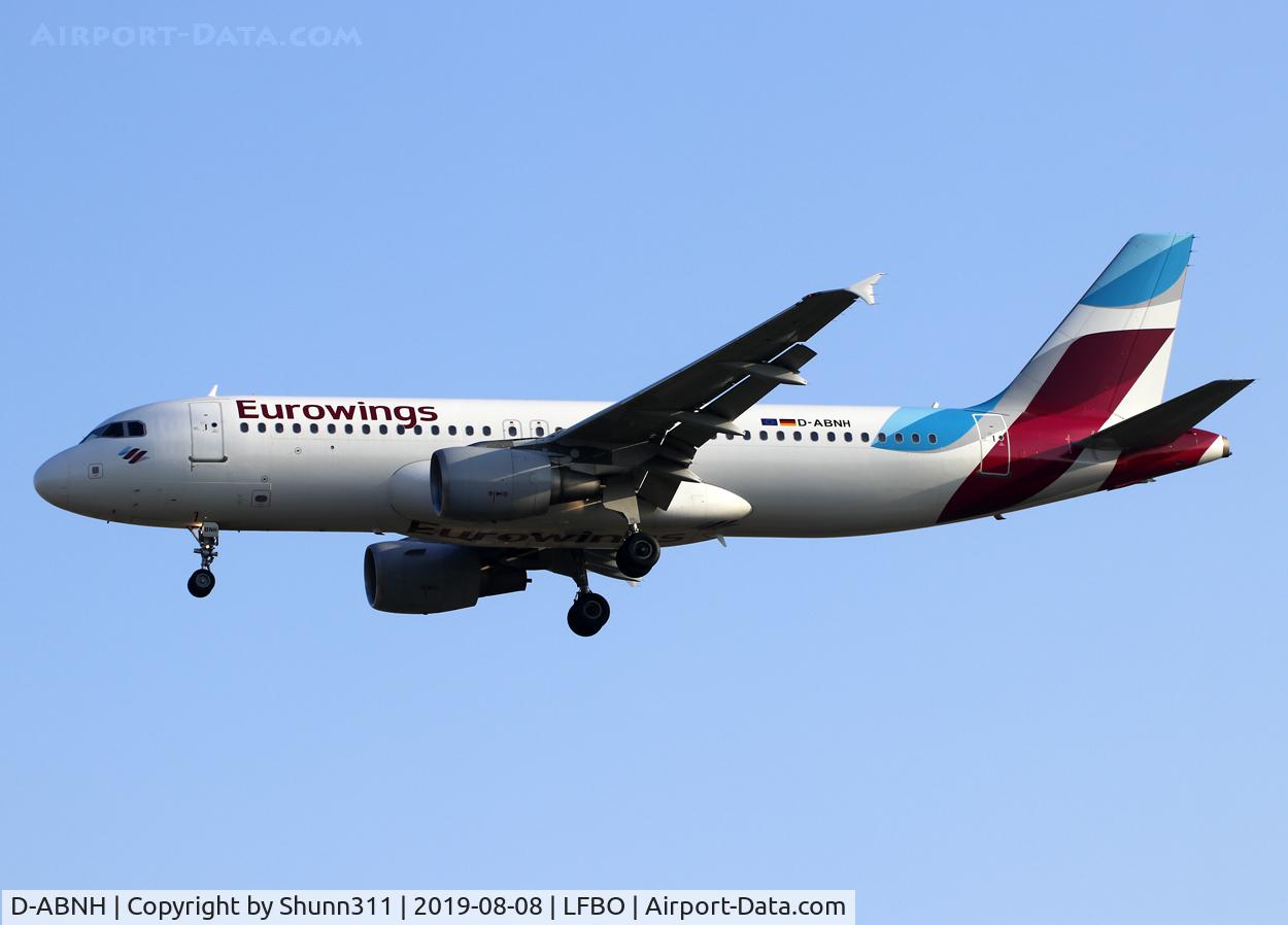 D-ABNH, 2002 Airbus A320-214 C/N 1775, Landing rwy 25R