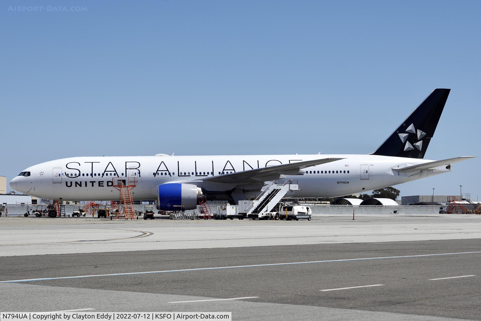 N794UA, 1997 Boeing 777-222 C/N 26953, SFO 2022.