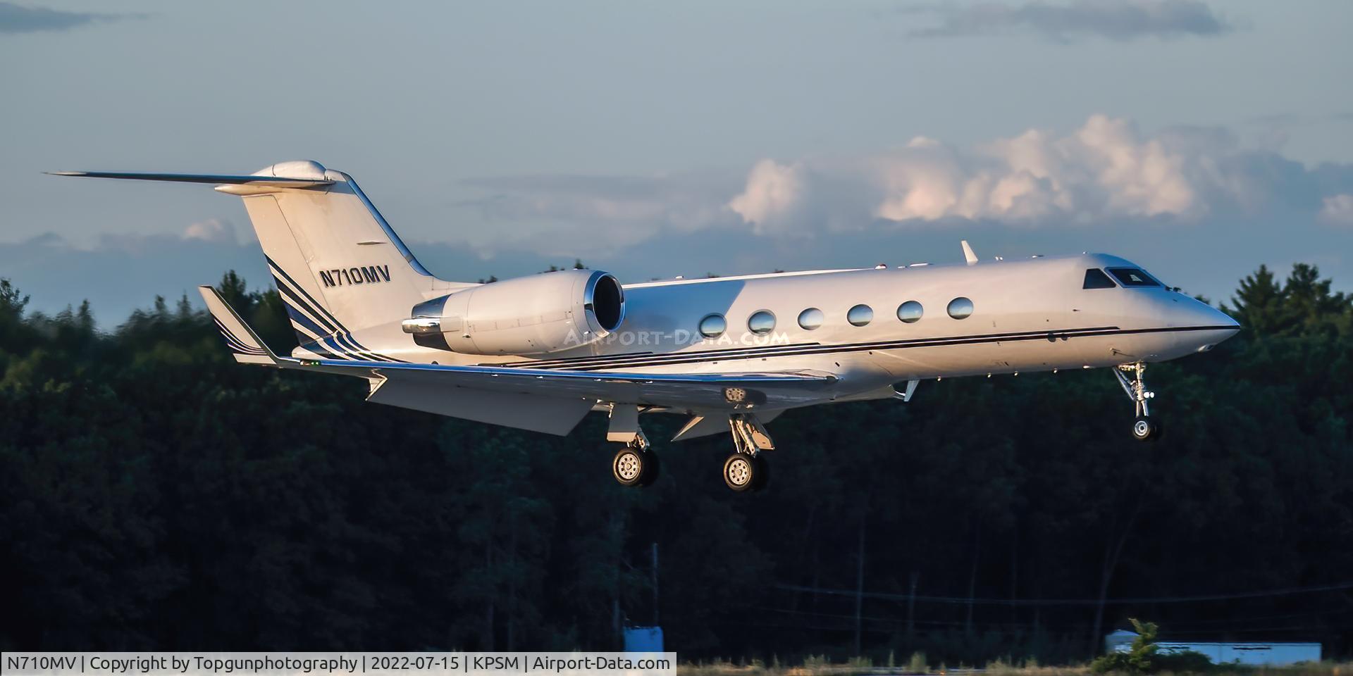N710MV, 1999 Gulfstream Aerospace G-IV C/N 1370, landing RW16