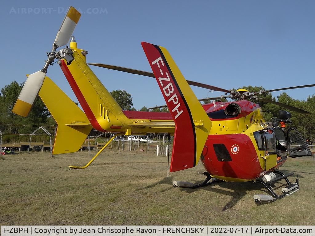 F-ZBPH, Eurocopter-Kawasaki EC-145 (BK-117C-2) C/N 9015, DRAGON 33 - DZ incendie La Teste - Cazaux
