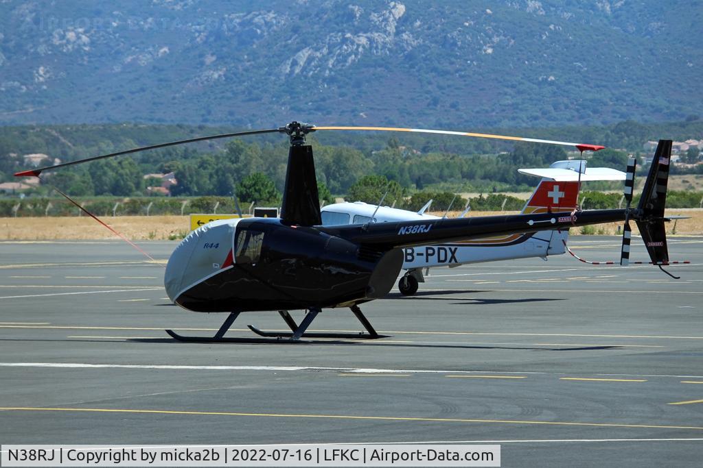 N38RJ, 2007 Robinson R44  Raven II C/N 11770, Parked
