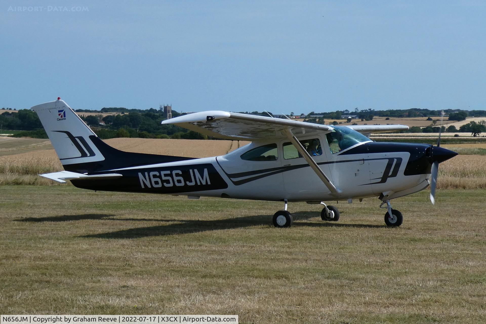 N656JM, 1980 Reims FR182 C/N FR182-00049, Just landed at Northrepps.
