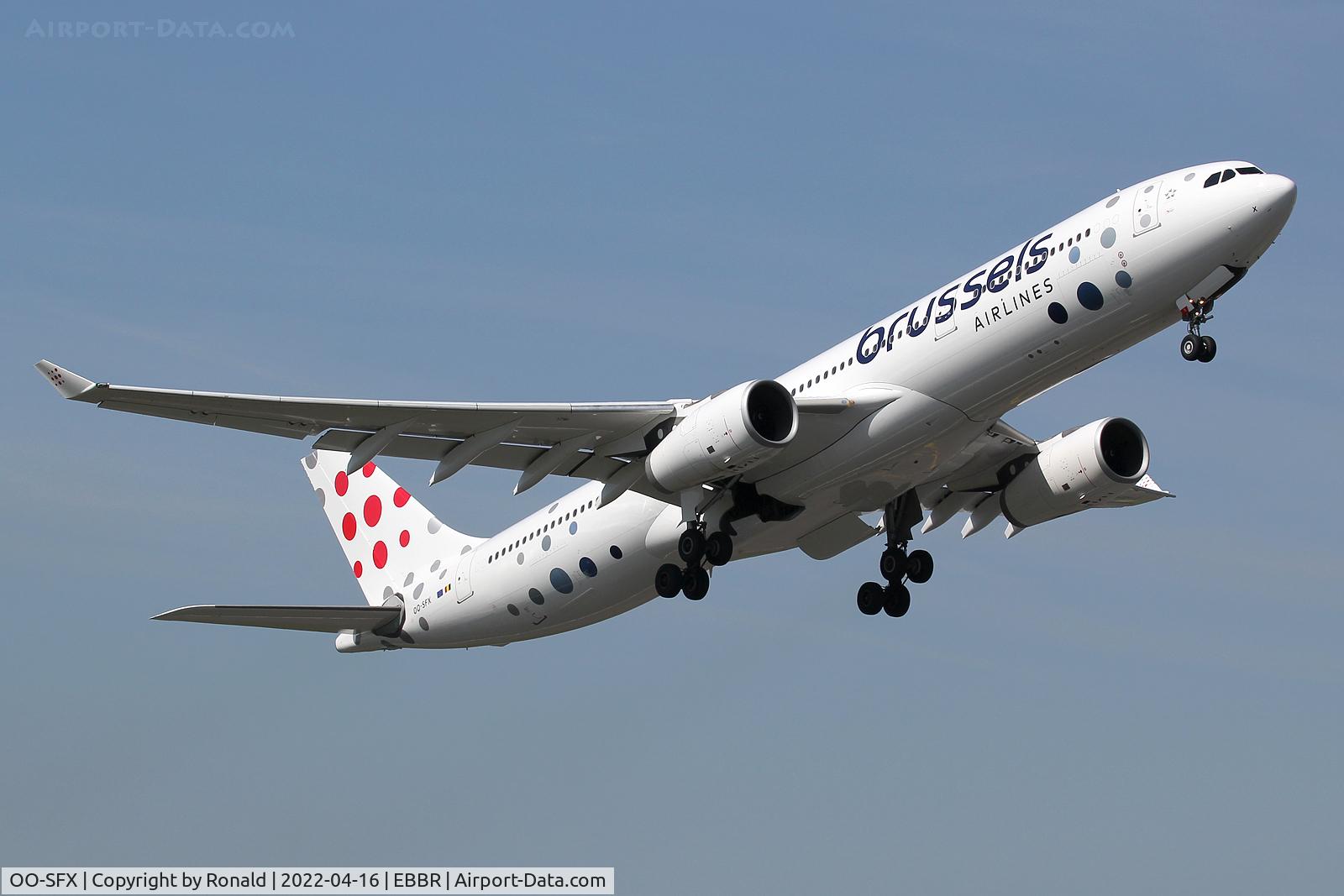 OO-SFX, 2010 Airbus A330-343X C/N 1085, at bru