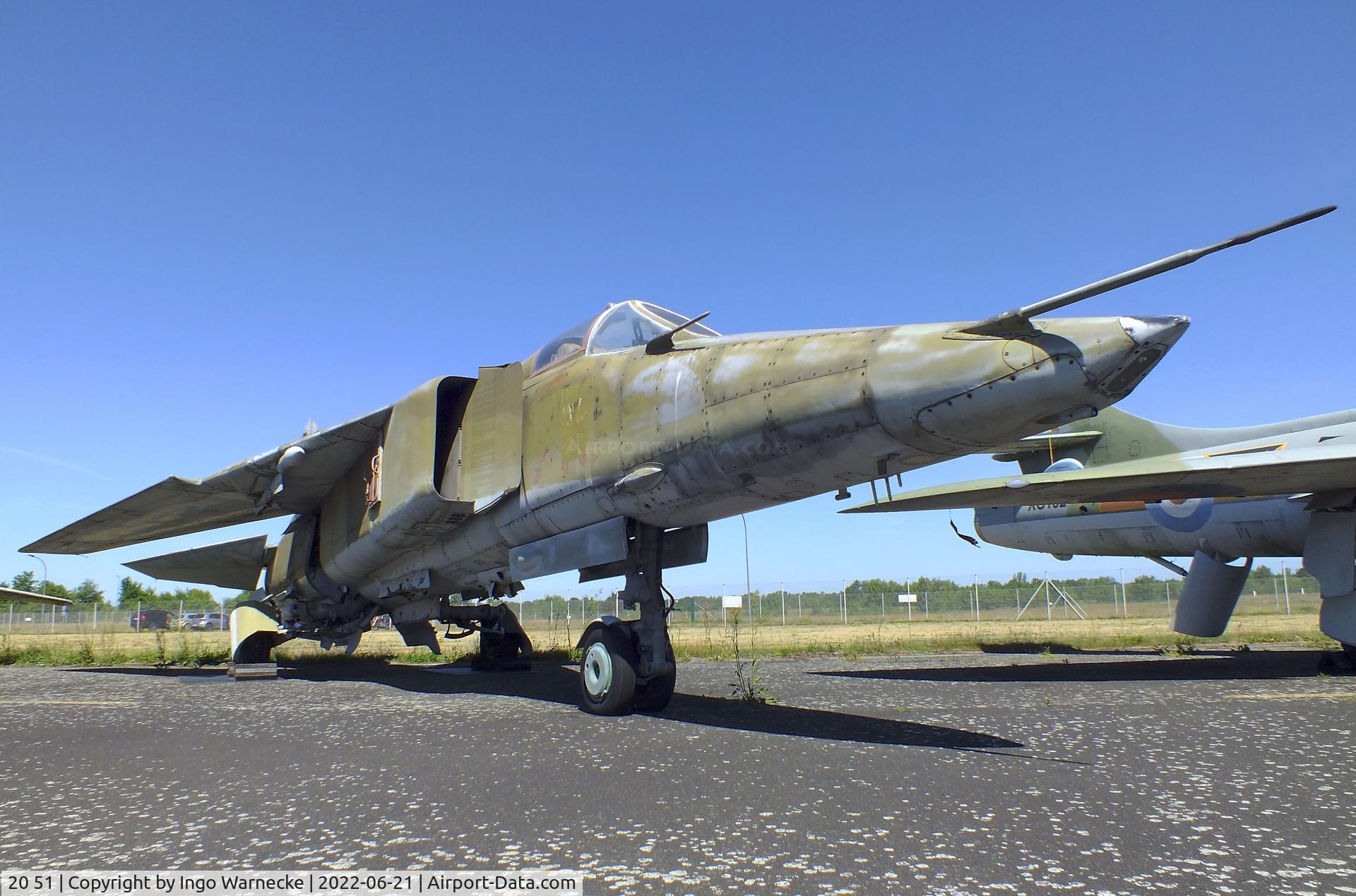 20 51, 1980 Mikoyan-Gurevich MiG-23BN C/N 0393214225, Mikoyan i Gurevich MiG-23BN FLOGGER-H at the MHM Berlin-Gatow (aka Luftwaffenmuseum, German Air Force Museum)