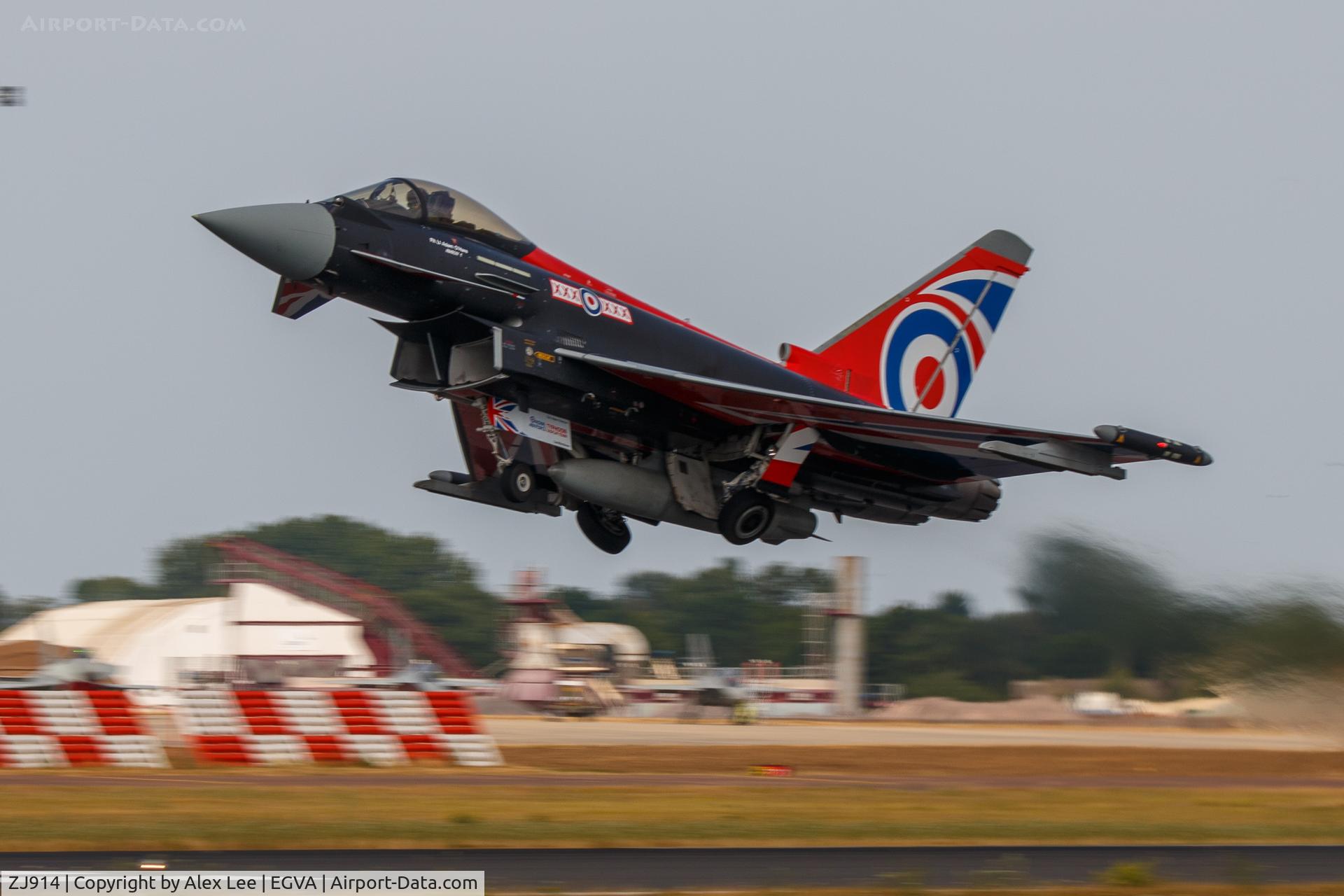 ZJ914, 2005 Eurofighter EF-2000 Typhoon FGR4 C/N 0051/BS005, Taking of at RIAT 2022