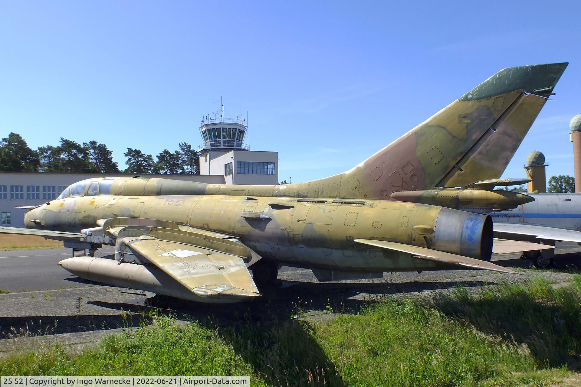 25 52, Sukhoi Su-22UM-3K C/N 17532367001, Sukhoi Su-22UM-3K FITTER-G at the MHM Berlin-Gatow (aka Luftwaffenmuseum, German Air Force Museum)