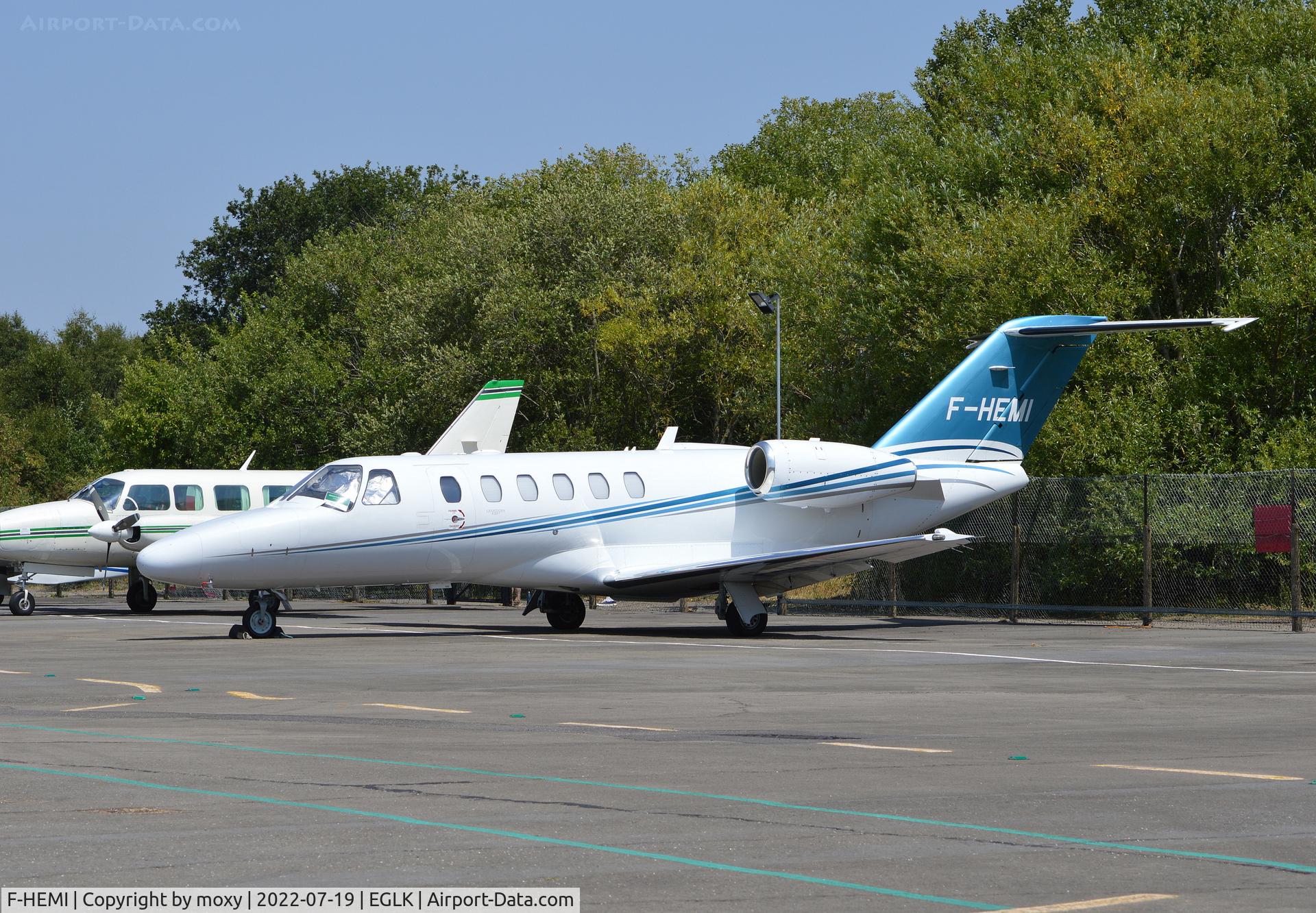 F-HEMI, 2011 Cessna 525A CitationJet CJ2+ C/N 525A-0479, Cessna 525A CitationJet CJ2+ at Blackbushe prior to departure to Paris.