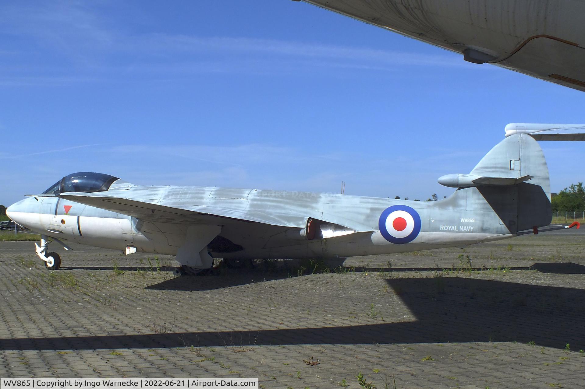 WV865, 1954 Hawker Sea Hawk FGA.6 C/N 6110, Hawker Sea Hawk FGA6 at the MHM Berlin-Gatow (aka Luftwaffenmuseum, German Air Force Museum)