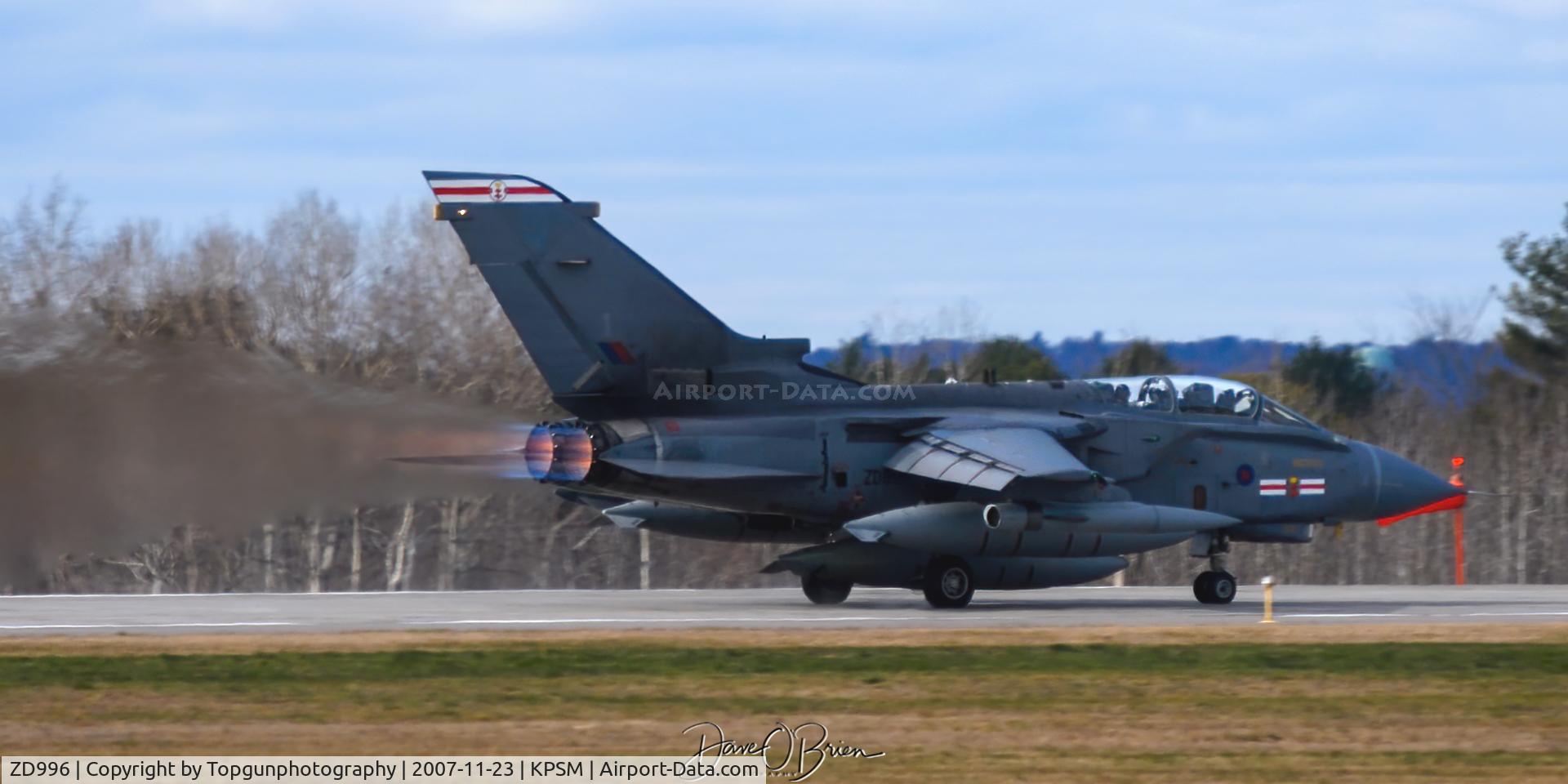 ZD996, 1985 Panavia Tornado GR.1A C/N 480/BS156/3218, 2 lit cans for take off