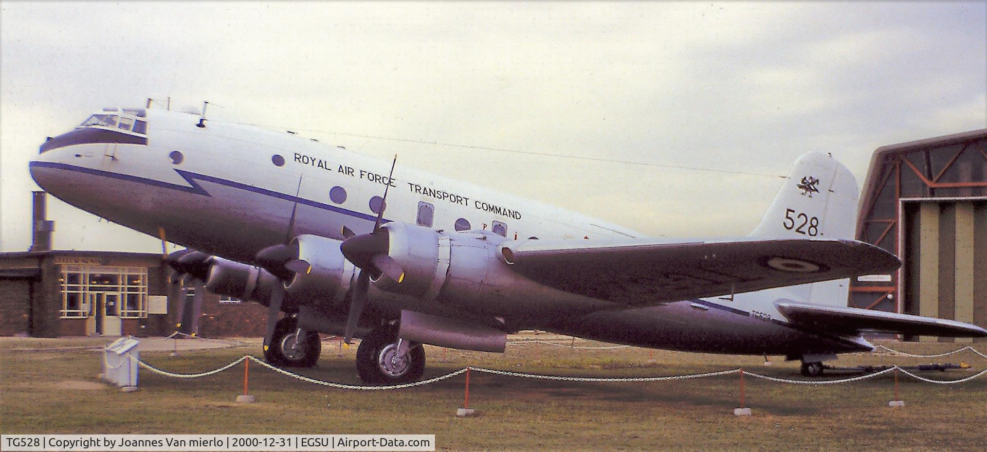 TG528, 1948 Handley Page Hastings C.1A C/N HP67/32, Slide scan