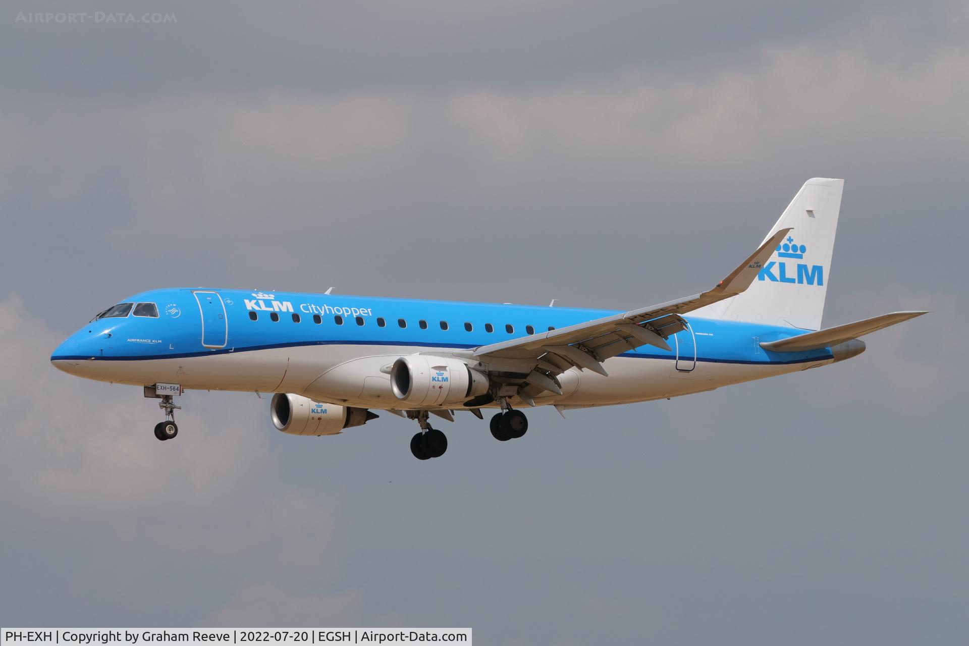 PH-EXH, 2016 Embraer 175STD (ERJ-170-200) C/N 17000564, Landing at Norwich.