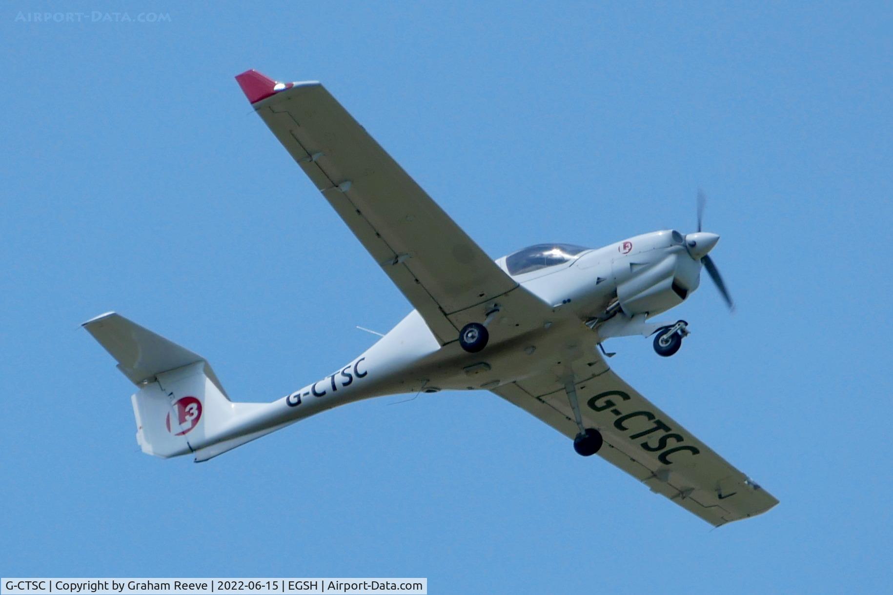 G-CTSC, 2016 Diamond DA-40NG Diamond Star C/N 40.N307, Departing from Norwich.