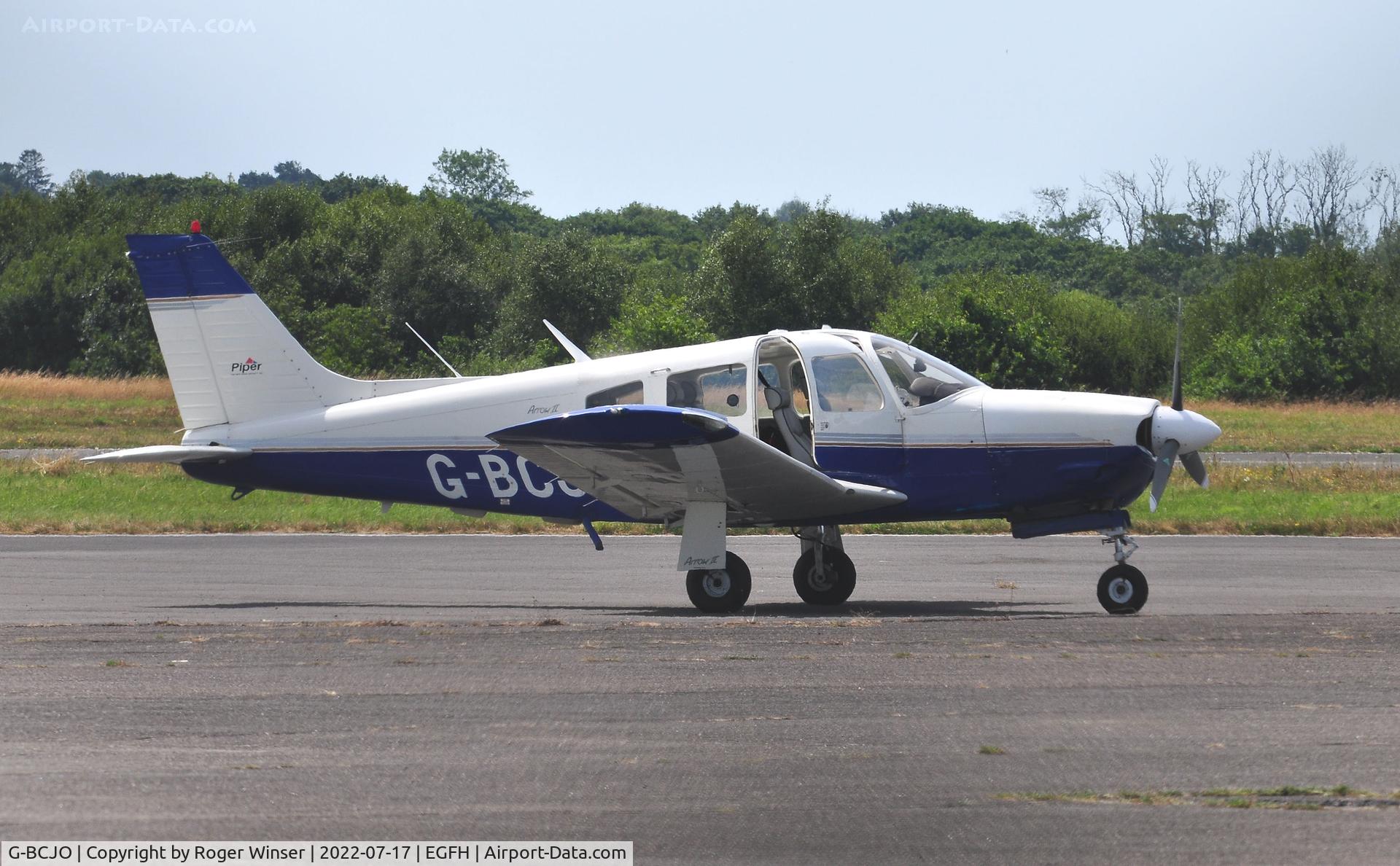 G-BCJO, 1974 Piper PA-28R-200-2 Cherokee Arrow II C/N 28R-7435272, Visiting Cherokee Arrow II