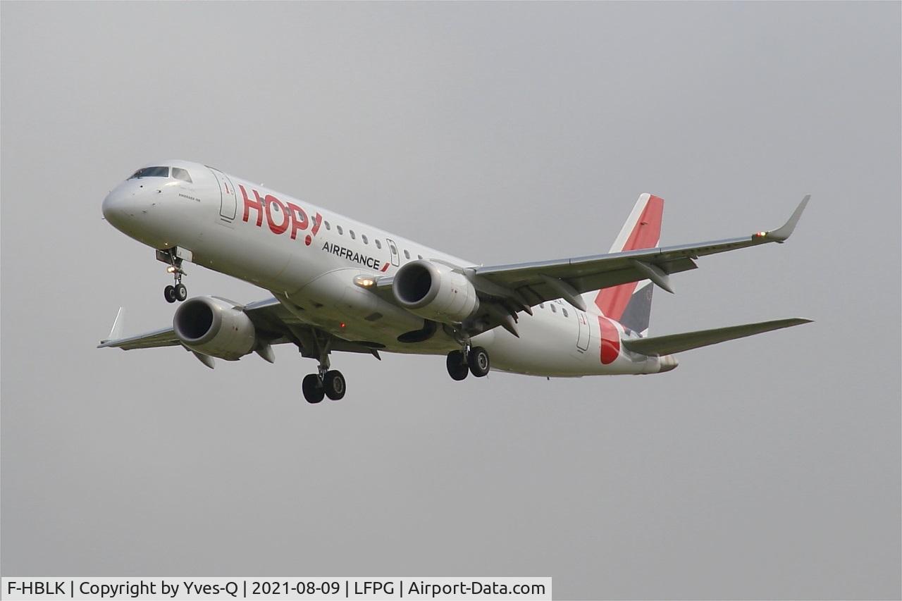 F-HBLK, 2018 Embraer 190STD (ERJ-190-100) C/N 19000760, Embraer 190STD, Short approach rwy 26L, Roissy Charles De Gaulle airport (LFPG-CDG)