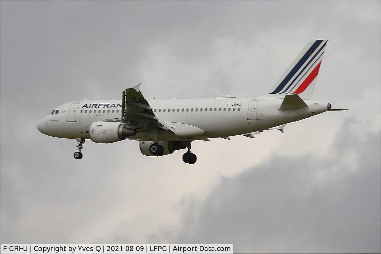 F-GRHJ, 2000 Airbus A319-111 C/N 1176, Airbus A319-111, On final rwy 26L, Roissy Charles De Gaulle airport (LFPG-CDG)