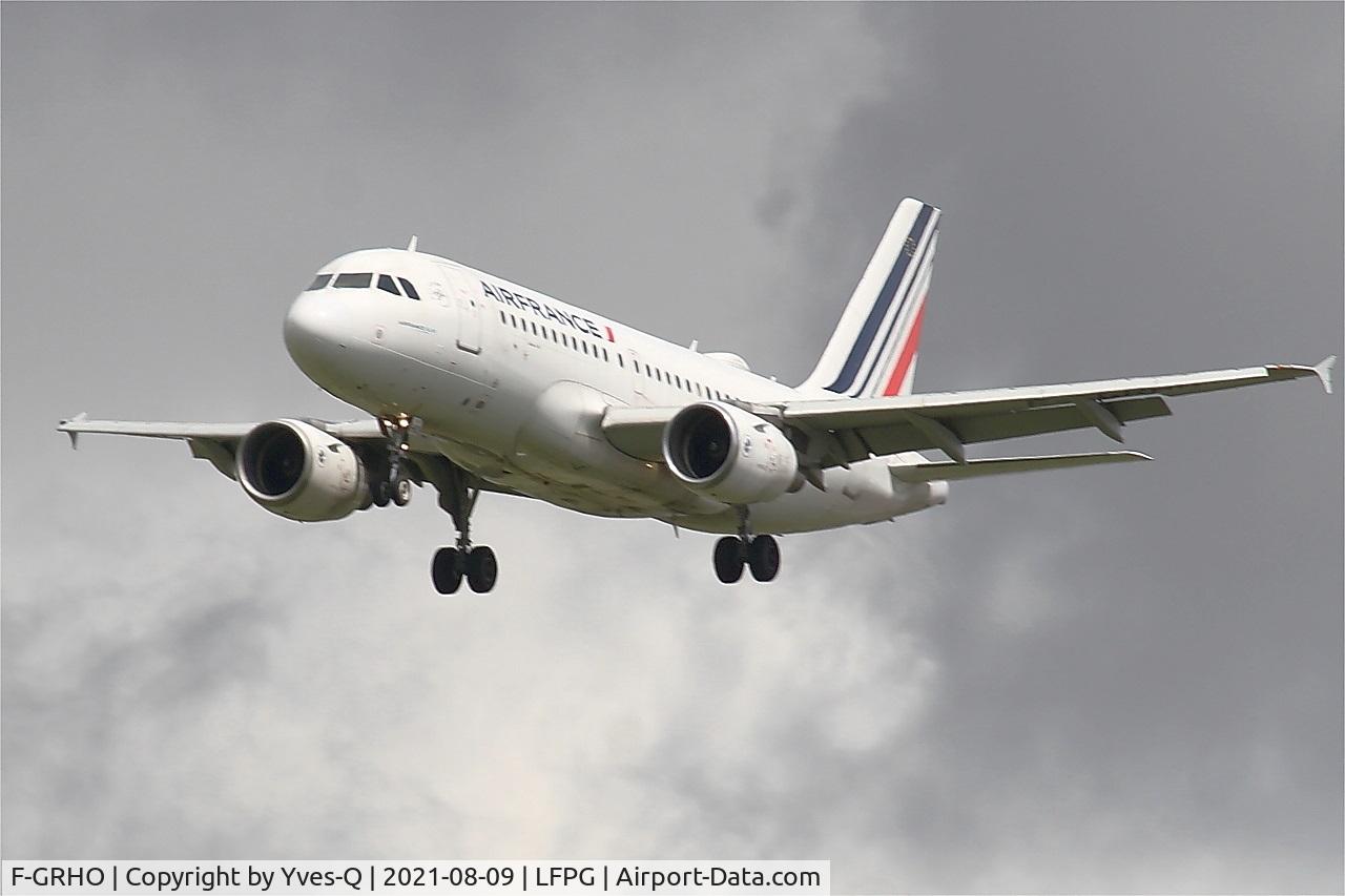 F-GRHO, 2000 Airbus A319-111 C/N 1271, Airbus A319-111, Short approach rwy 26L, Roissy Charles De Gaulle airport (LFPG-CDG)