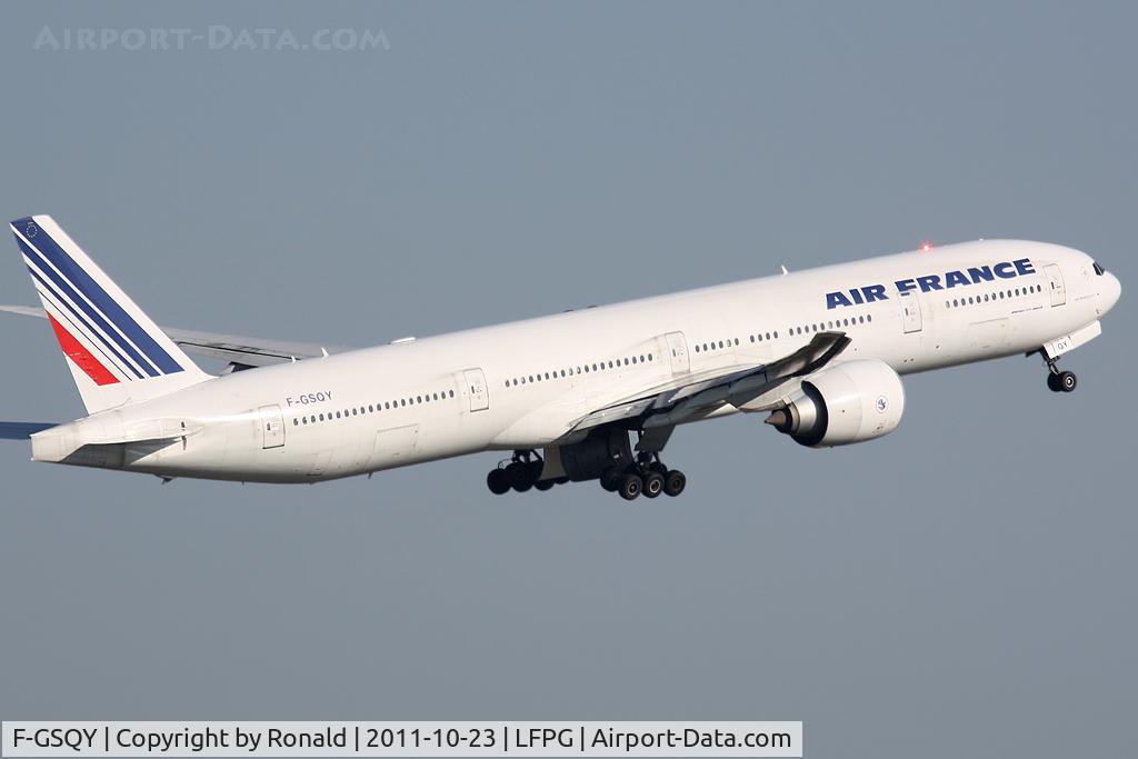 F-GSQY, 2007 Boeing 777-328/ER C/N 35678, at cdg