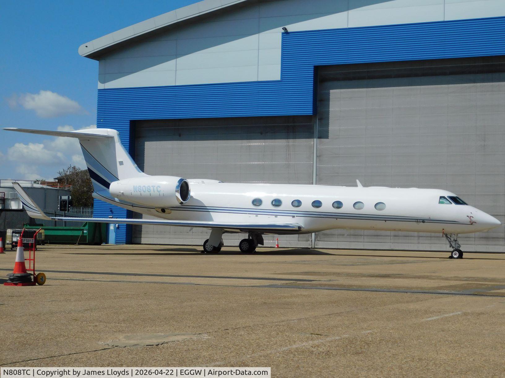 N808TC, 2007 Gulfstream Aerospace GV-SP (G550) C/N 5154, Parked up at Luton Airport