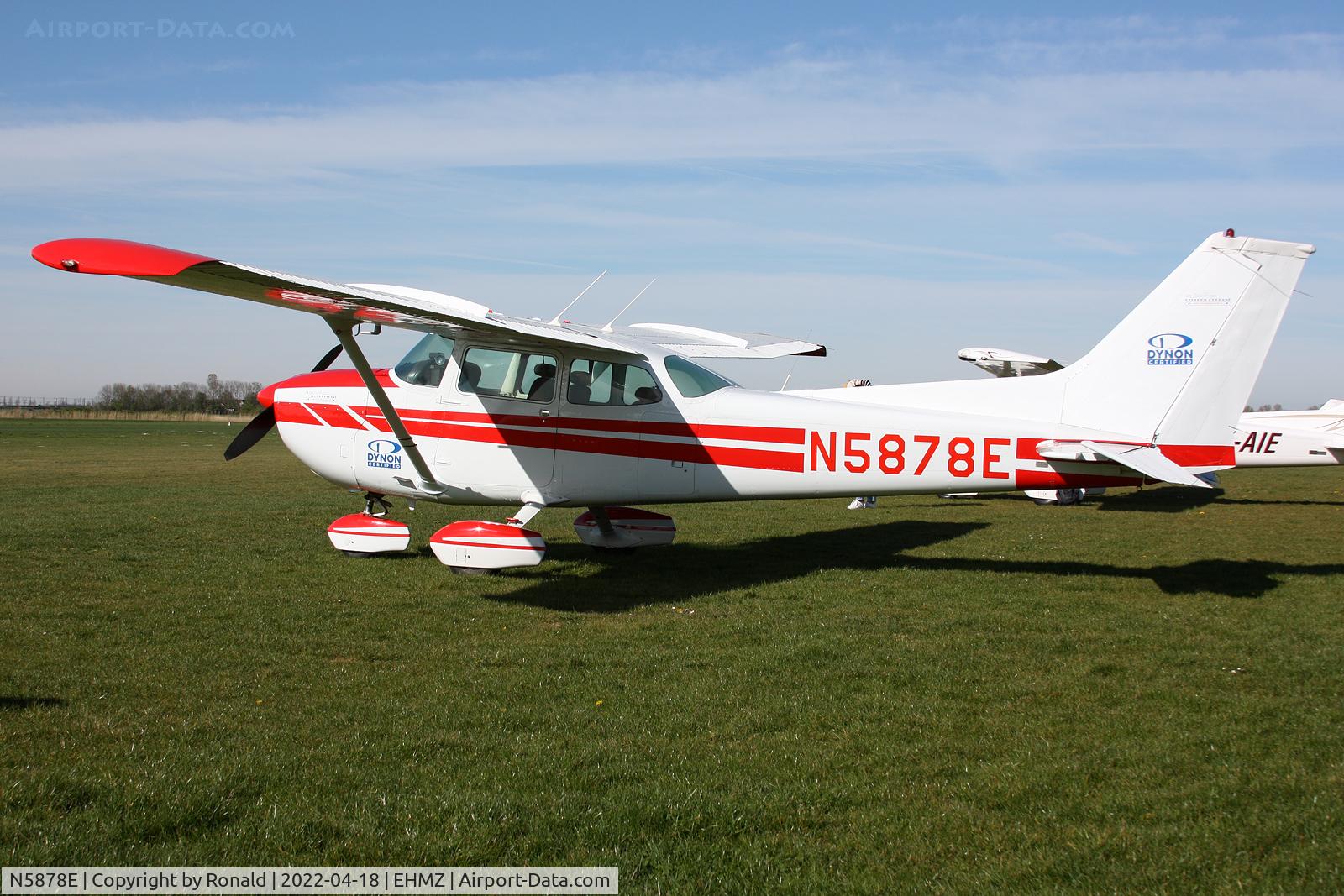 N5878E, 1978 Cessna 172N C/N 17271949, at ehmz