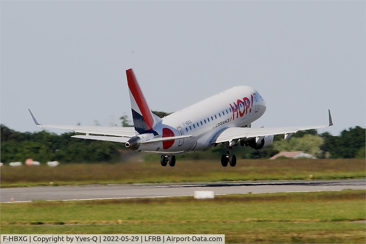 F-HBXG, 2009 Embraer 170ST (ERJ-170-100ST) C/N 17000301, Embraer 170ST, Take off rwy 07R, Brest-Bretagne airport (LFRB-BES)